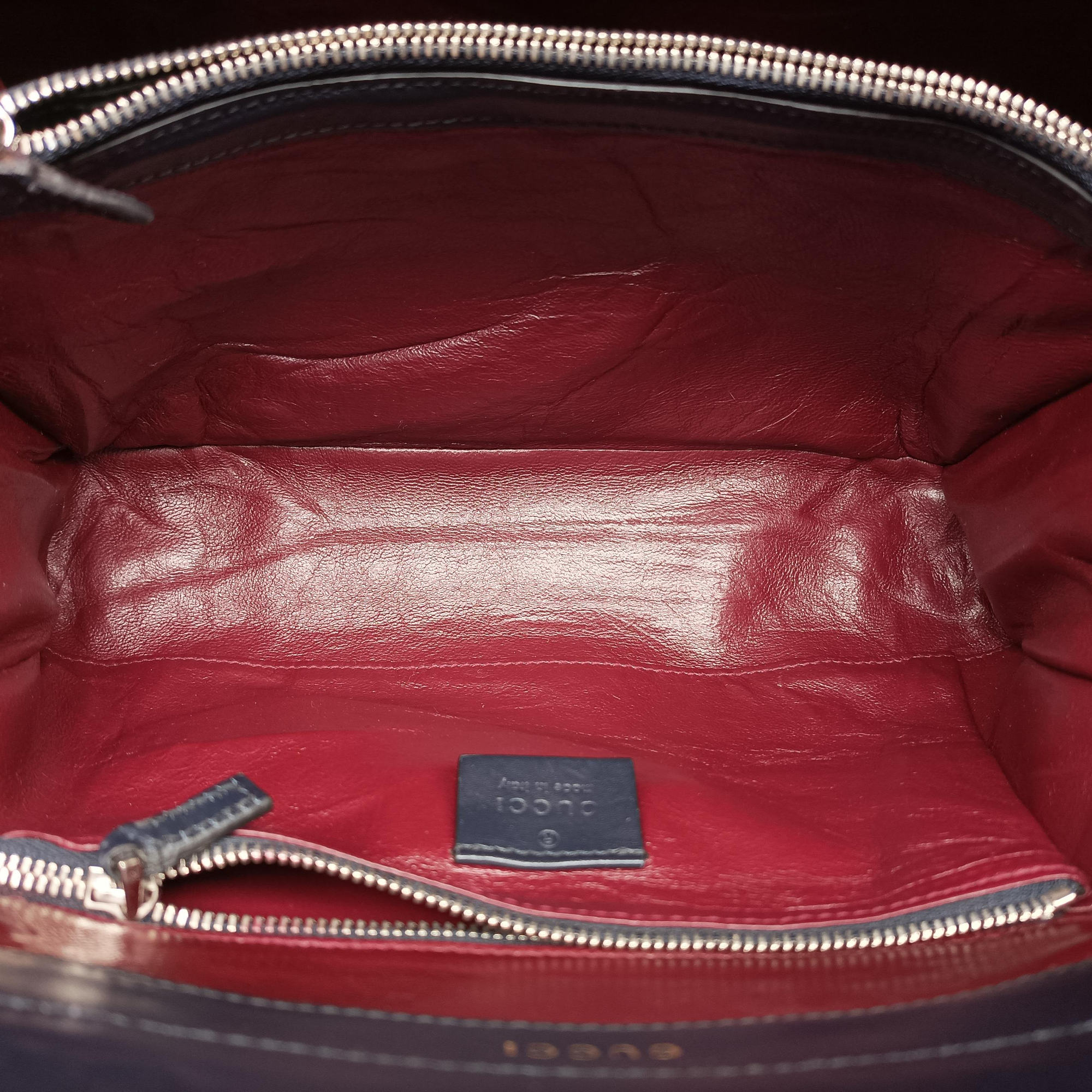 Pre-owned Gucci Zumi Navy × Beige × Bordeaux Leather 569712 shoulderbag | stylenewstar