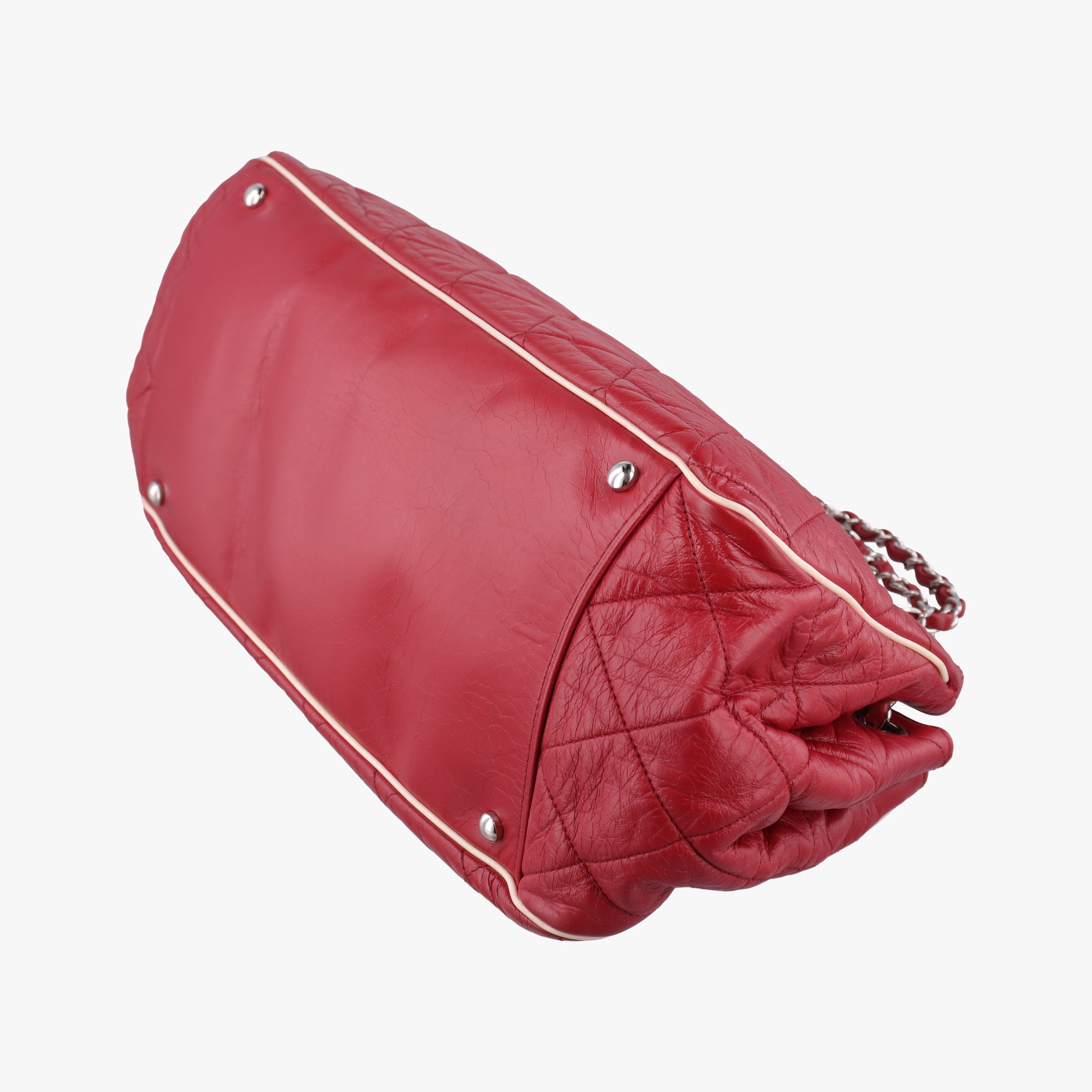Secondhand Chanel East West Burgundy lambskin×leather A37694 shoulderbag | stylenewstar
