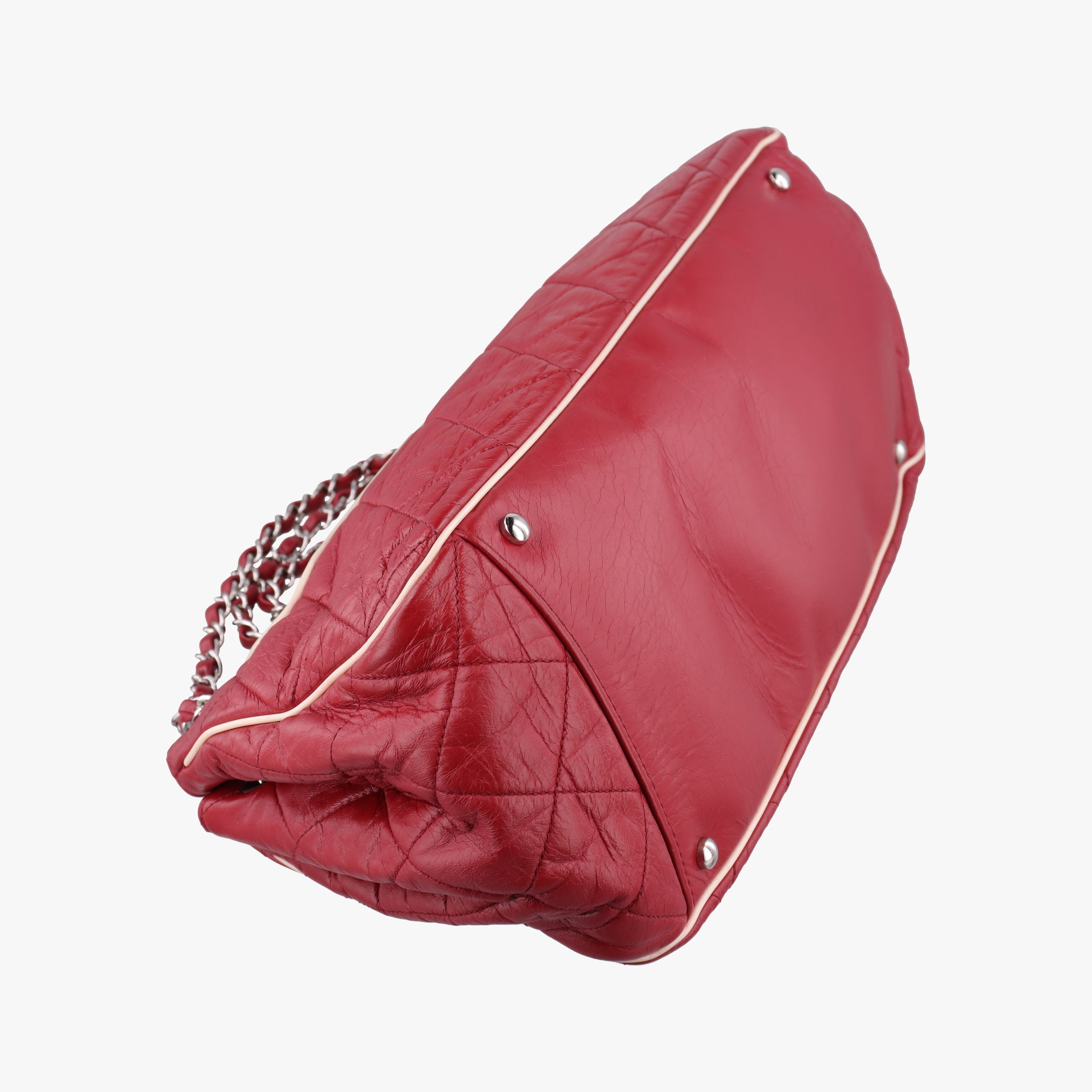 Secondhand Chanel East West Burgundy lambskin×leather A37694 shoulderbag | stylenewstar