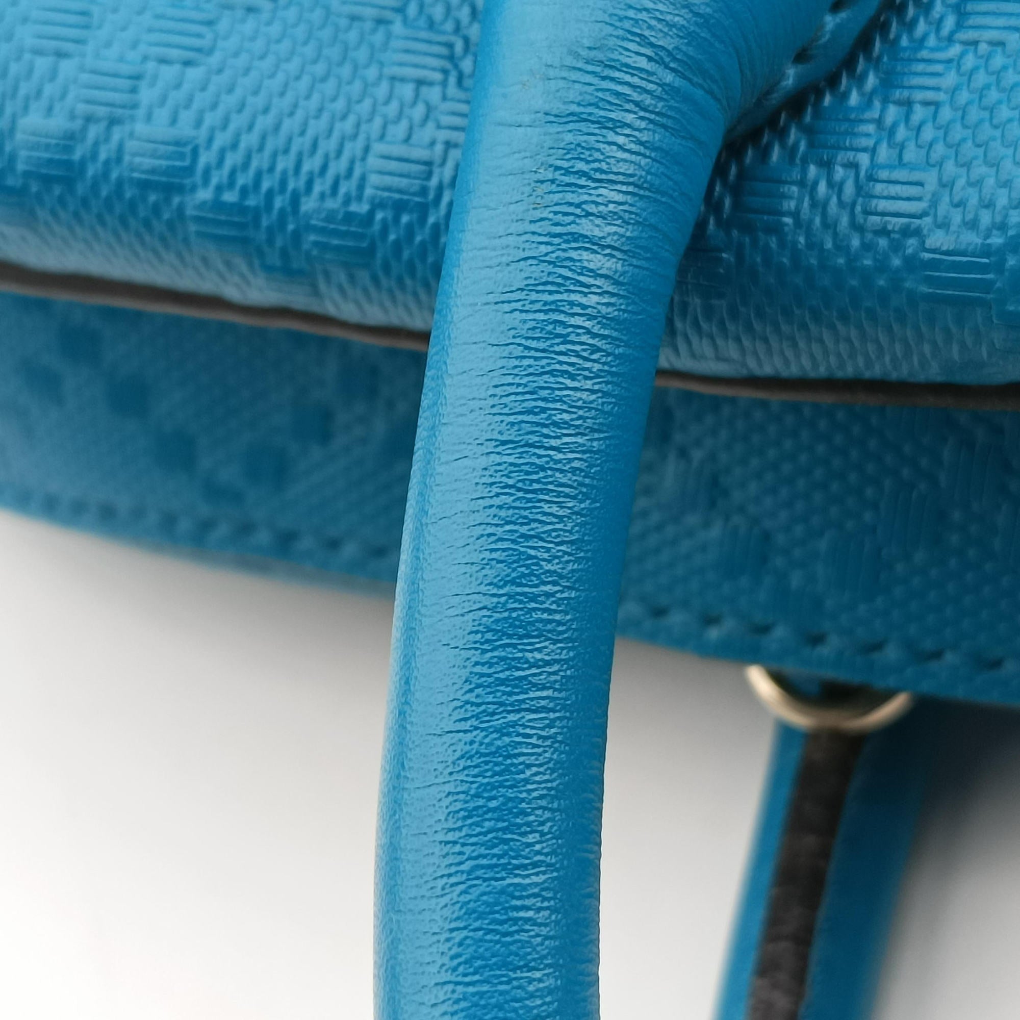 Pre-owned Gucci Bright Diamante Blue Leather 354332 shoulderbag | stylenewstar