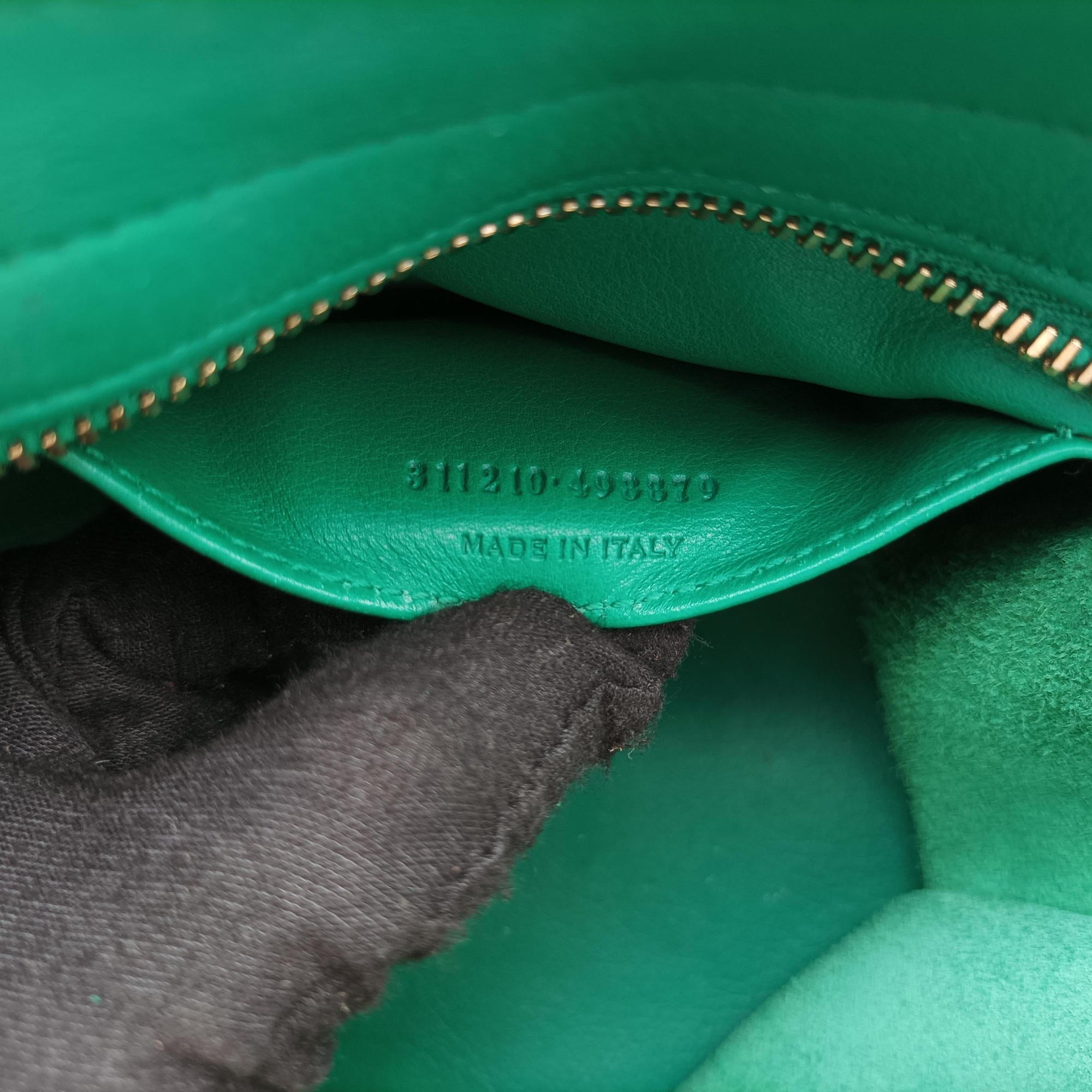 Pre-owned Yves Saint Laurent Y Ligne Petit Cabas Green Leather 311210 shoulderbag | stylenewstar