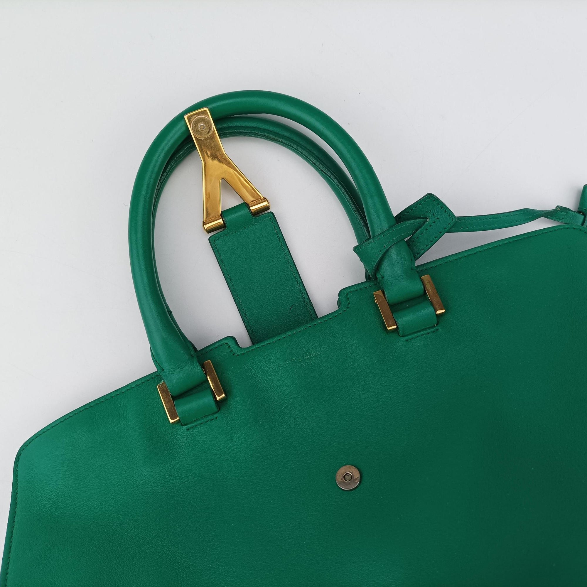 Pre-owned Yves Saint Laurent Y Ligne Petit Cabas Green Leather 311210 shoulderbag | stylenewstar