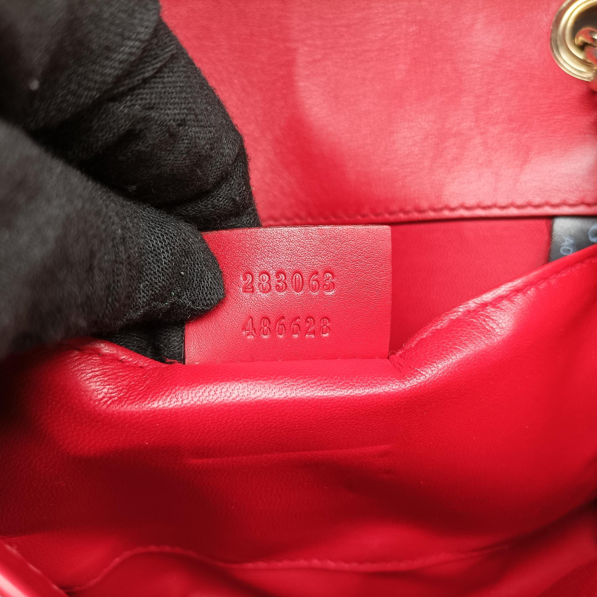 Pre-owned Gucci Emily Red Leather 283063 shoulderbag | stylenewstar