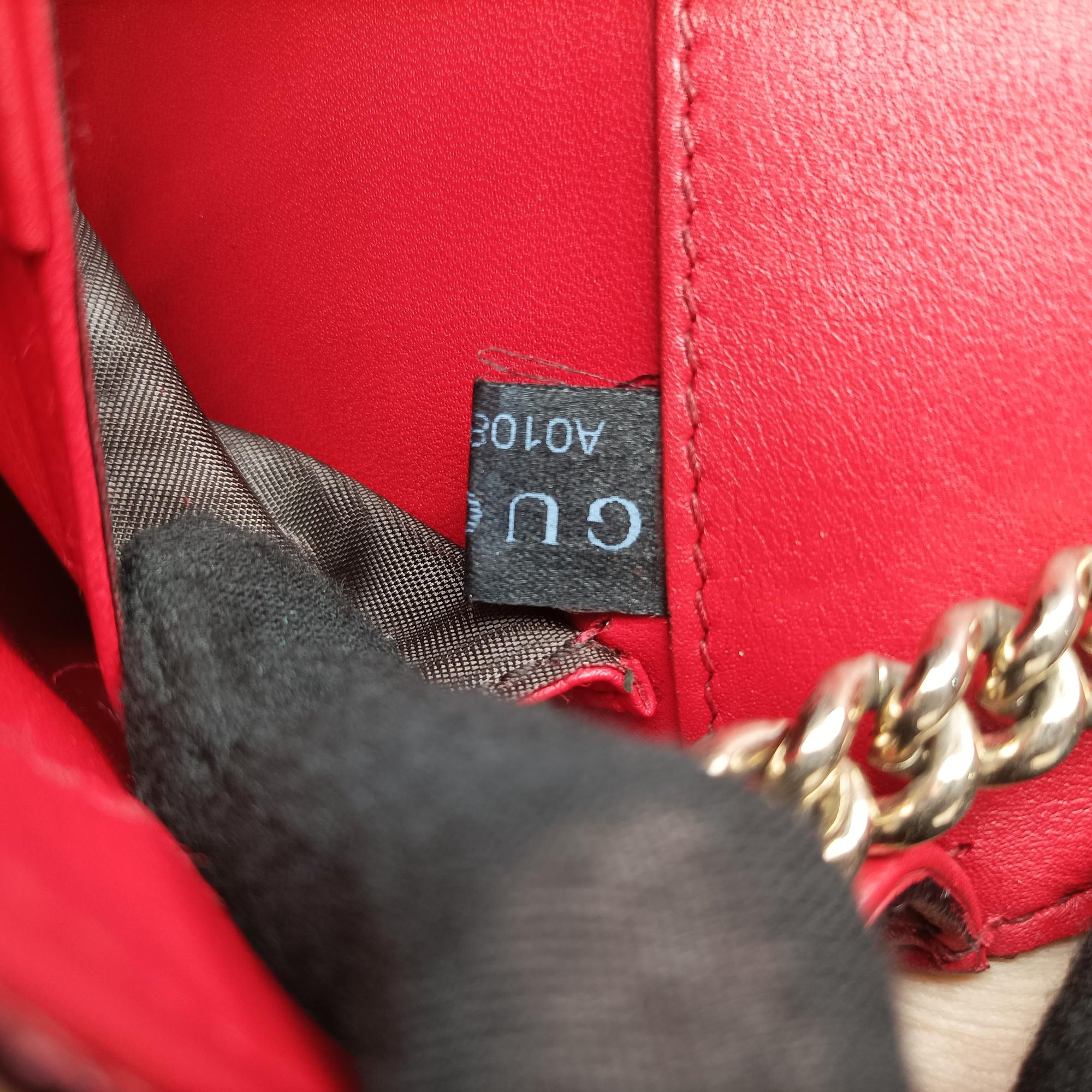Pre-owned Gucci Emily Red Leather 283063 shoulderbag | stylenewstar