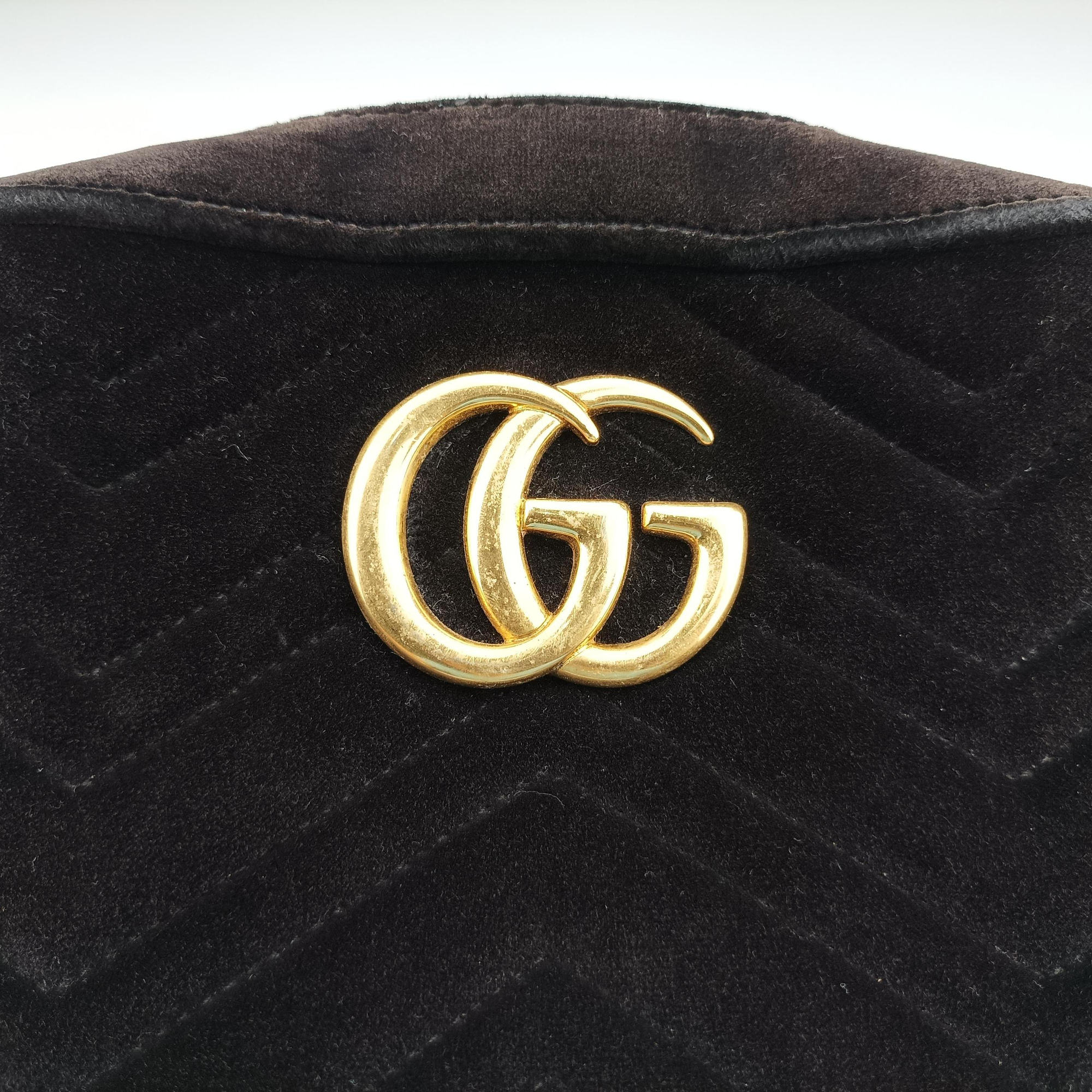 Pre-owned Gucci GG Marmont Black velour 447632 shoulderbag | stylenewstar