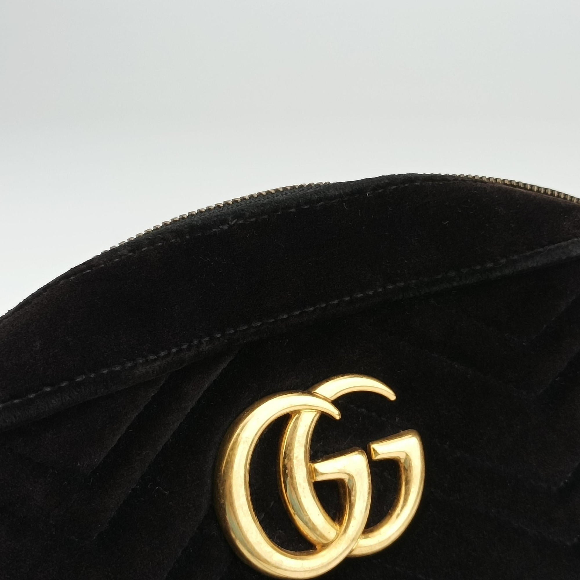 Pre-owned Gucci GG Marmont Black velour 447632 shoulderbag | stylenewstar