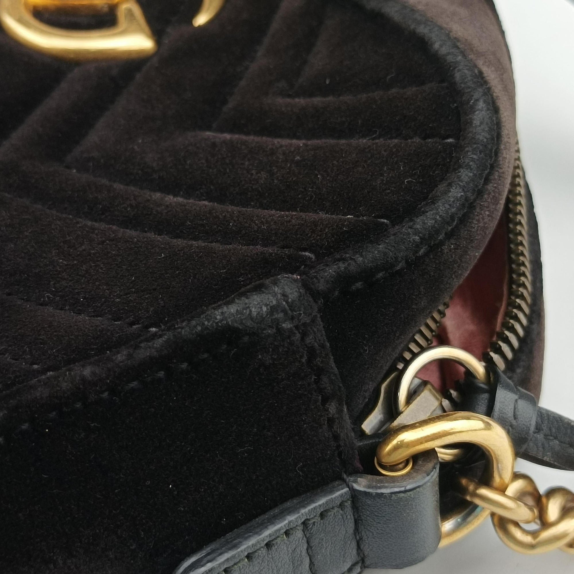 Pre-owned Gucci GG Marmont Black velour 447632 shoulderbag | stylenewstar