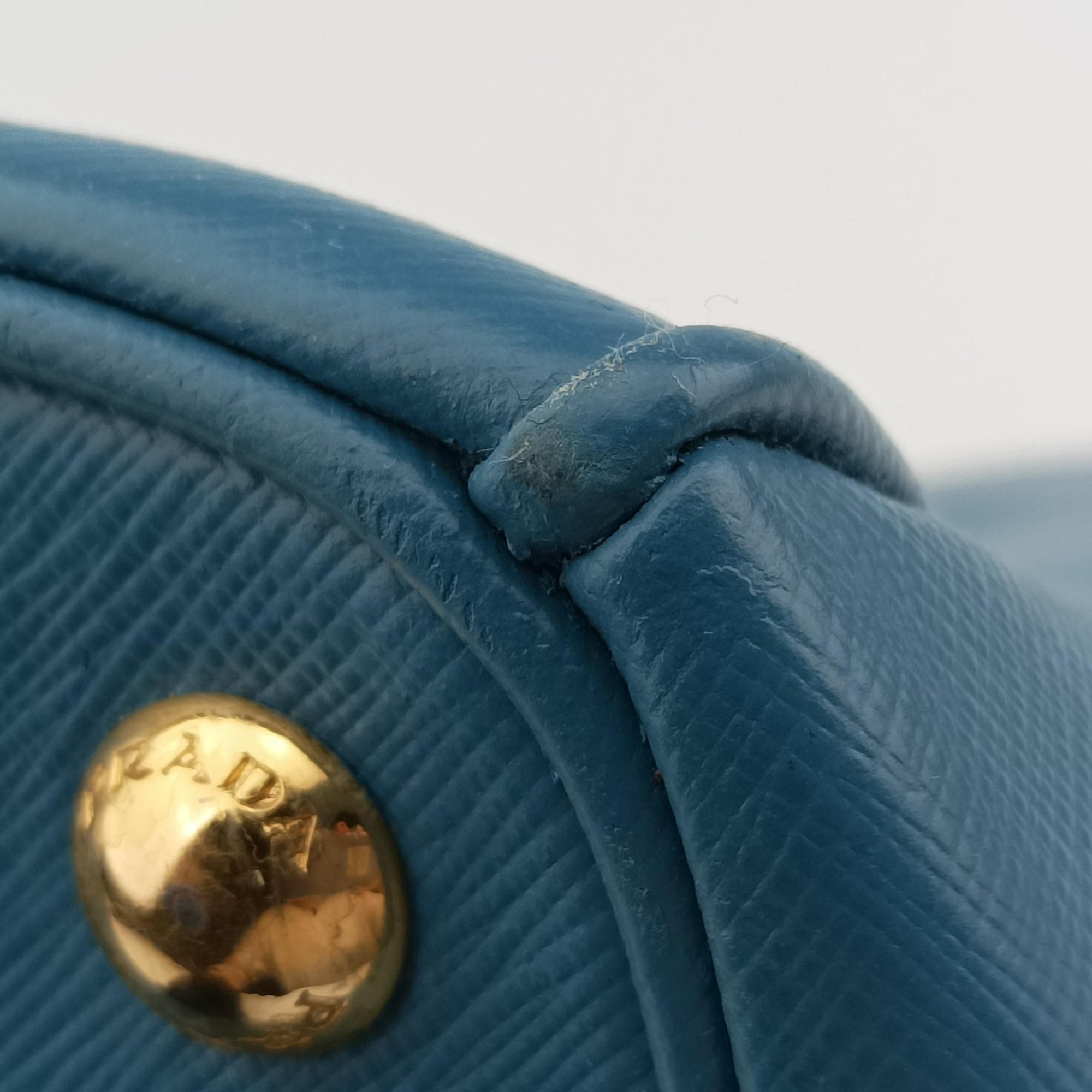 Pre-owned Prada Galleria Blue SAFFIANO Leather BN2274 shoulderbag | stylenewstar