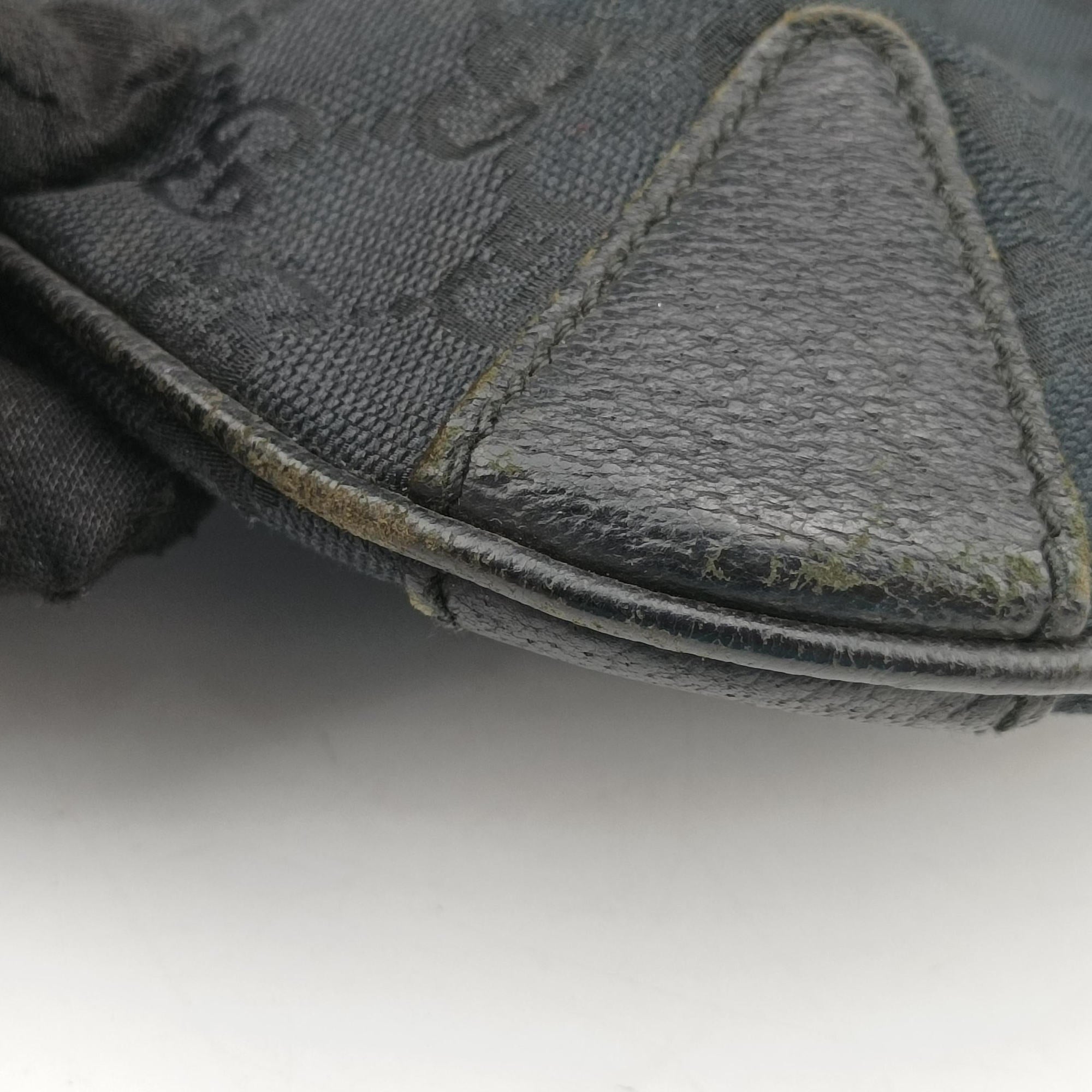 Pre-owned Gucci Hobo Black canvas 145826 shoulderbag | stylenewstar