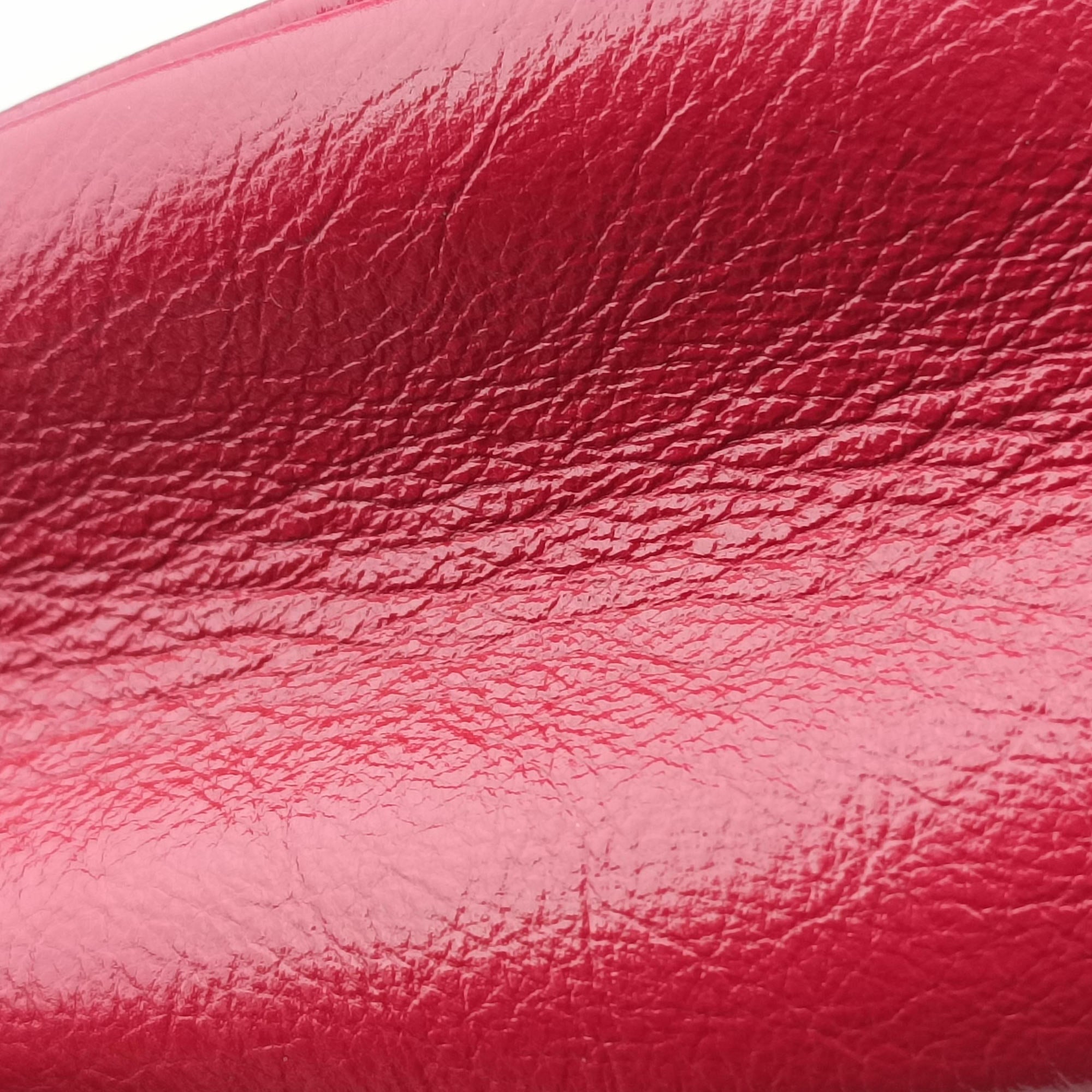 Pre-owned Gucci GG Marmont Red Leather 550154 shoulderbag | stylenewstar