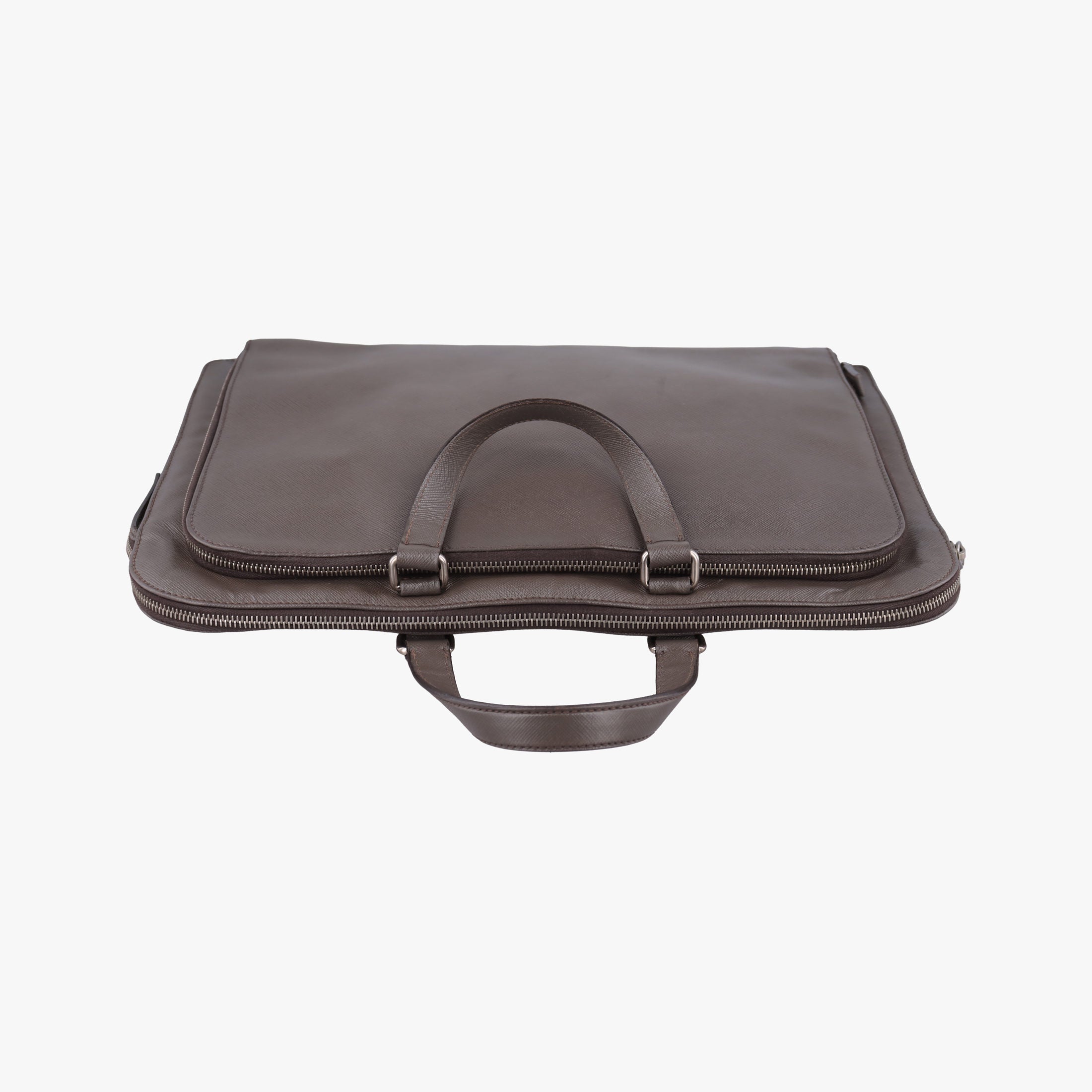 Vintage Prada Triangle Logo Plate Grey Saffiano Leather 178589 handbag | stylenewstar