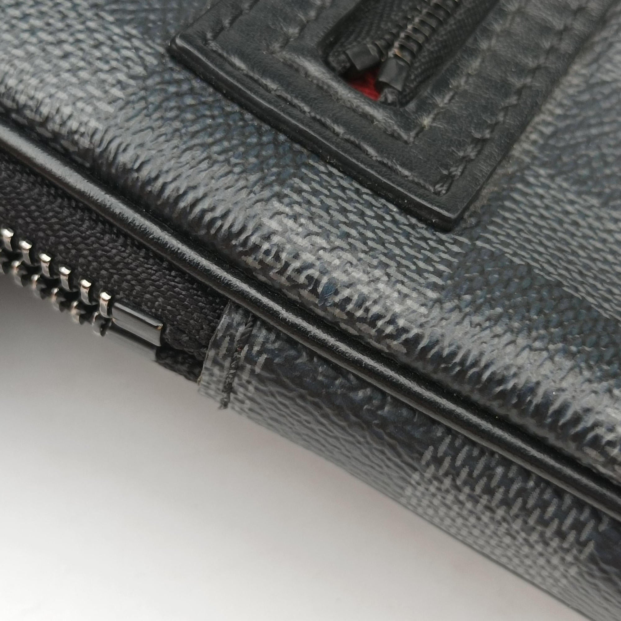 Vintage Louis Vuitton Utility Supplement Noir Damier Graphite N60324 clutchbag | stylenewstar