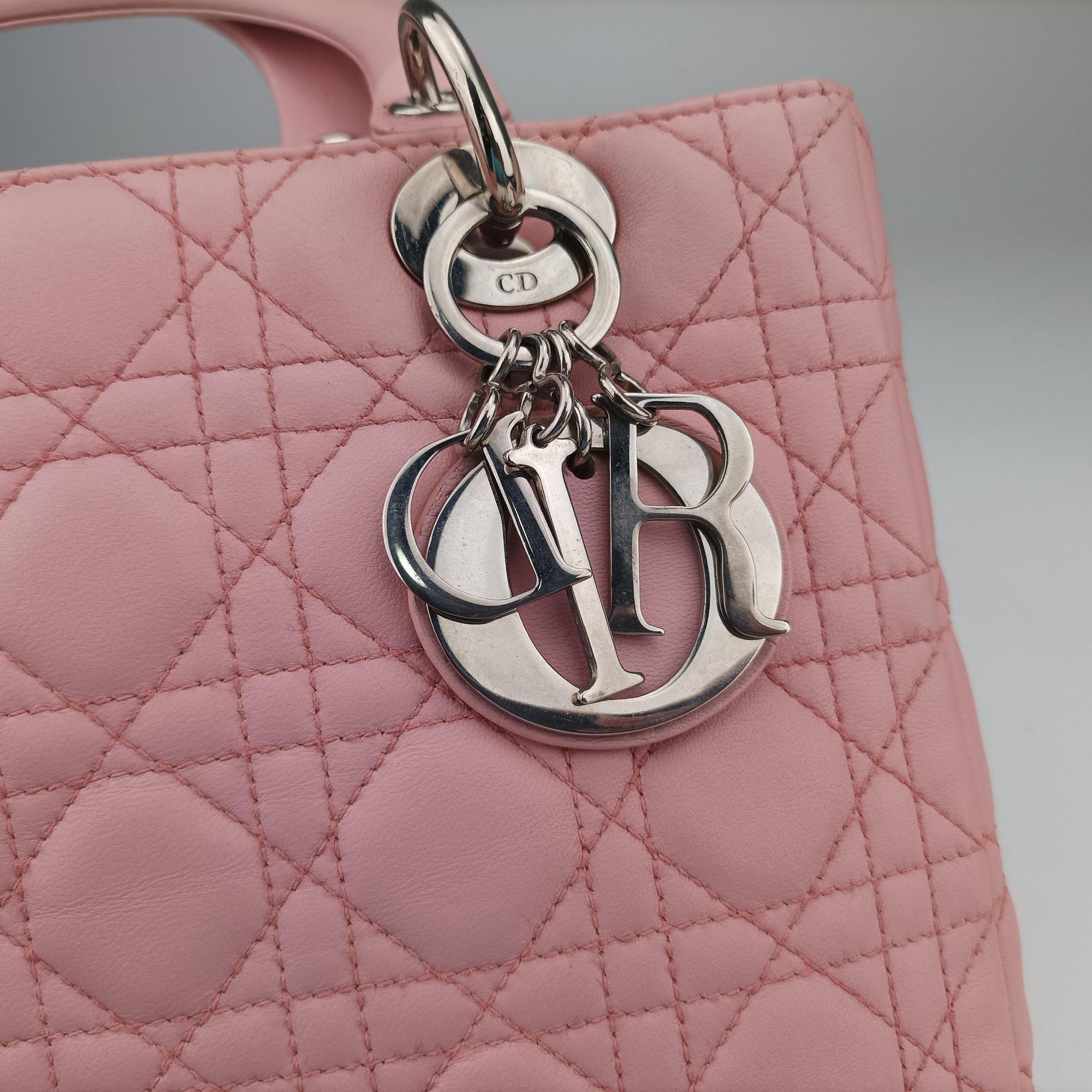 Pre-owned Christian Dior Lady Dior Pink lambskin  shoulderbag | stylenewstar