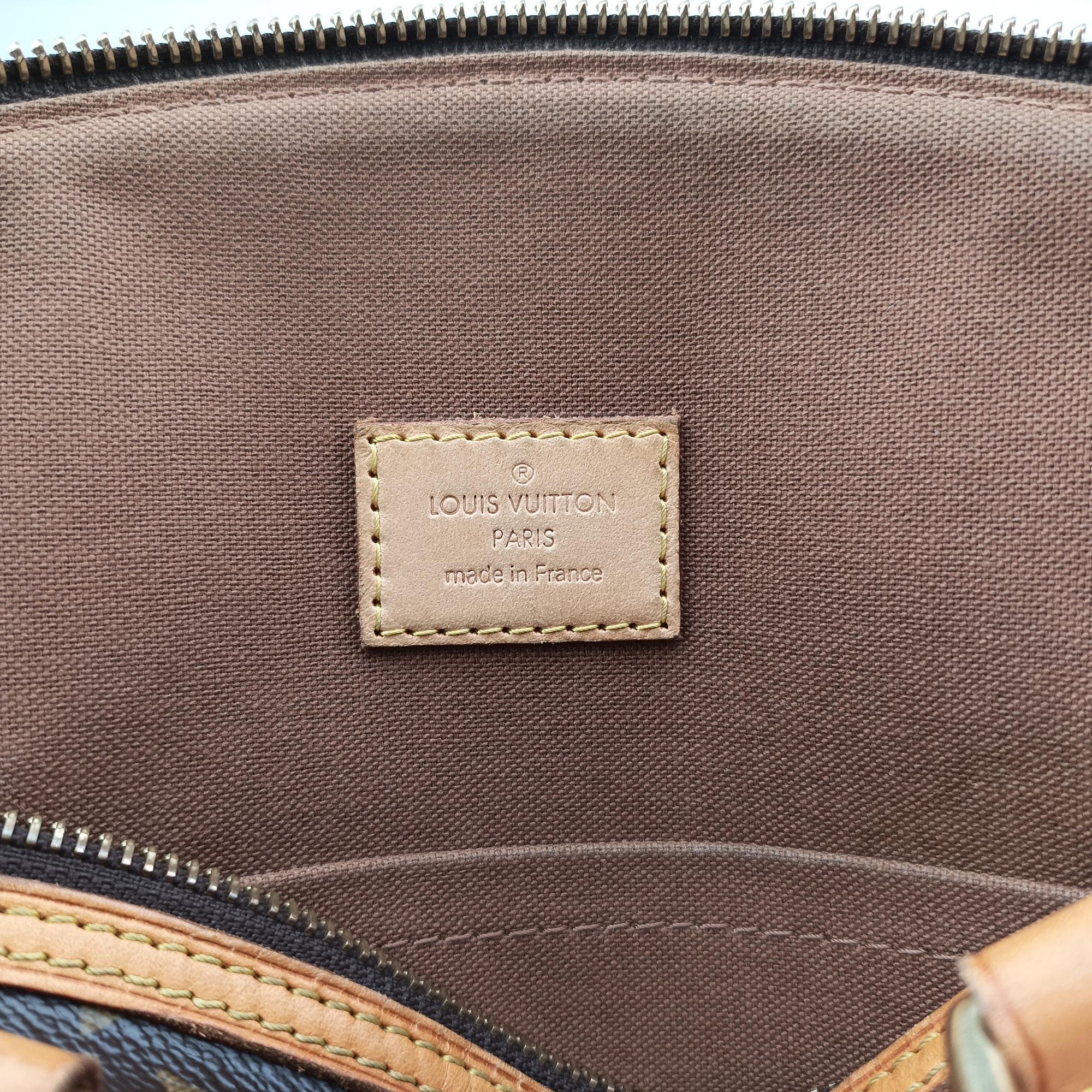 Pre-owned Louis Vuitton LOCKIT Brown Monogram Canvas M40102 handbag | stylenewstar