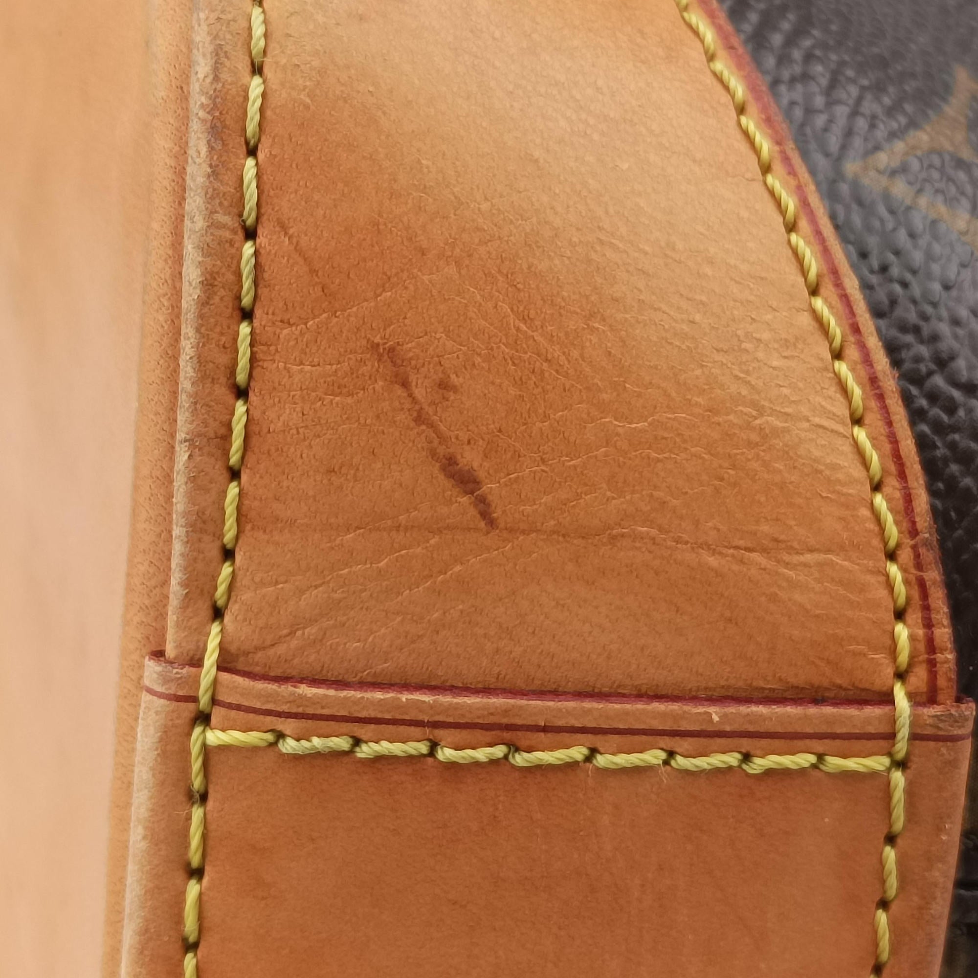 Pre-owned Louis Vuitton LOCKIT Brown Monogram Canvas M40102 handbag | stylenewstar