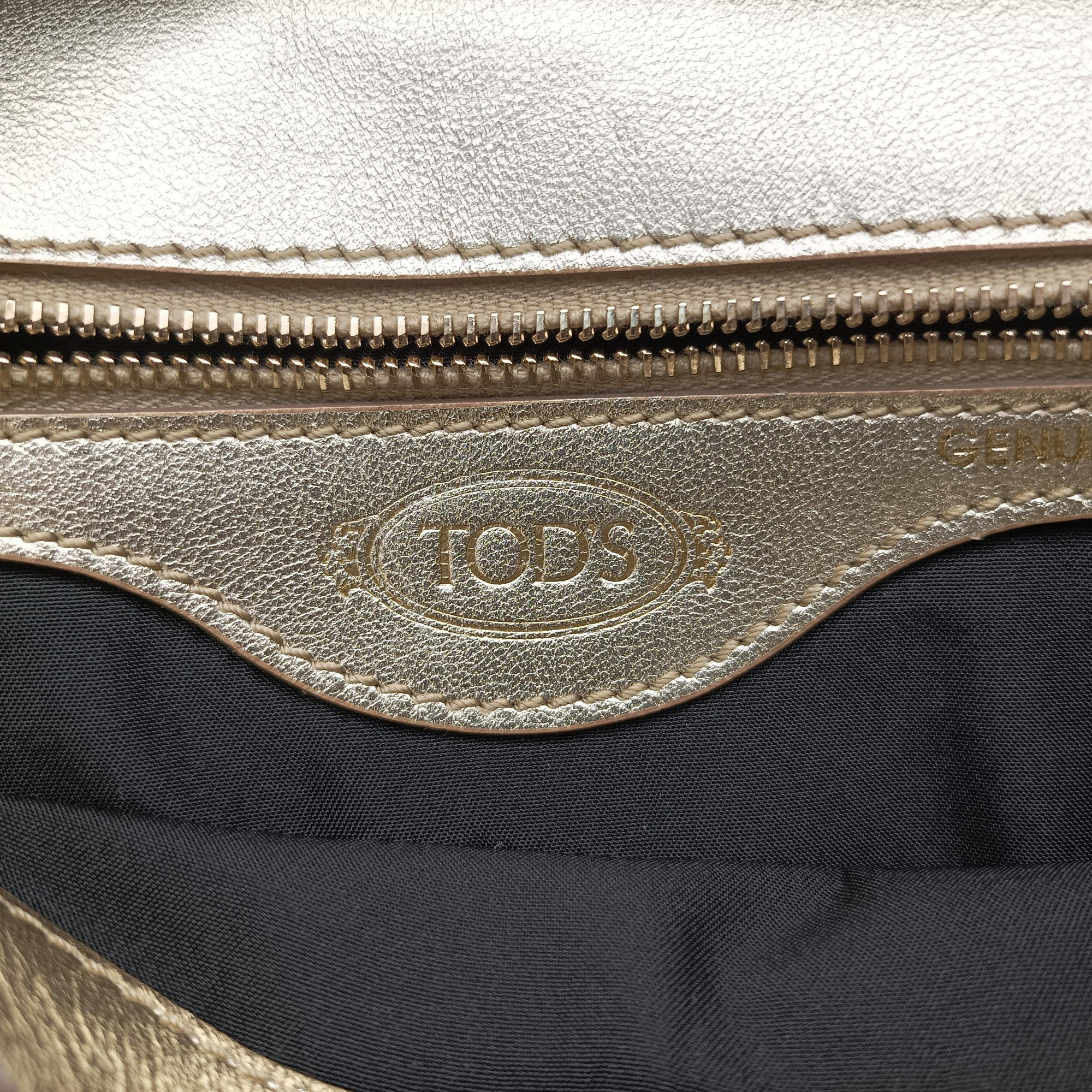 Secondhand TODS Double T Golden Leather  shoulderbag | stylenewstar