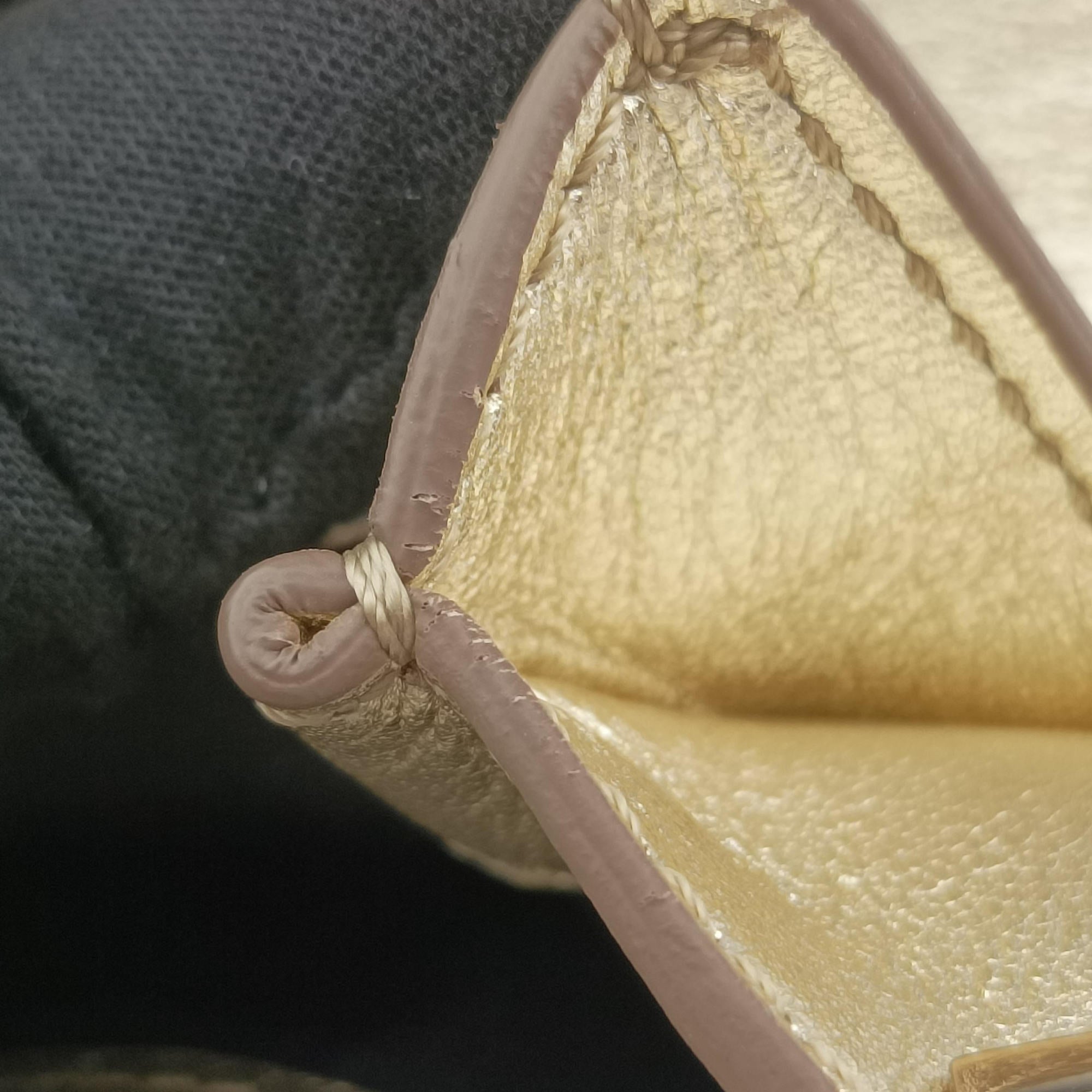 Secondhand TODS Double T Golden Leather  shoulderbag | stylenewstar