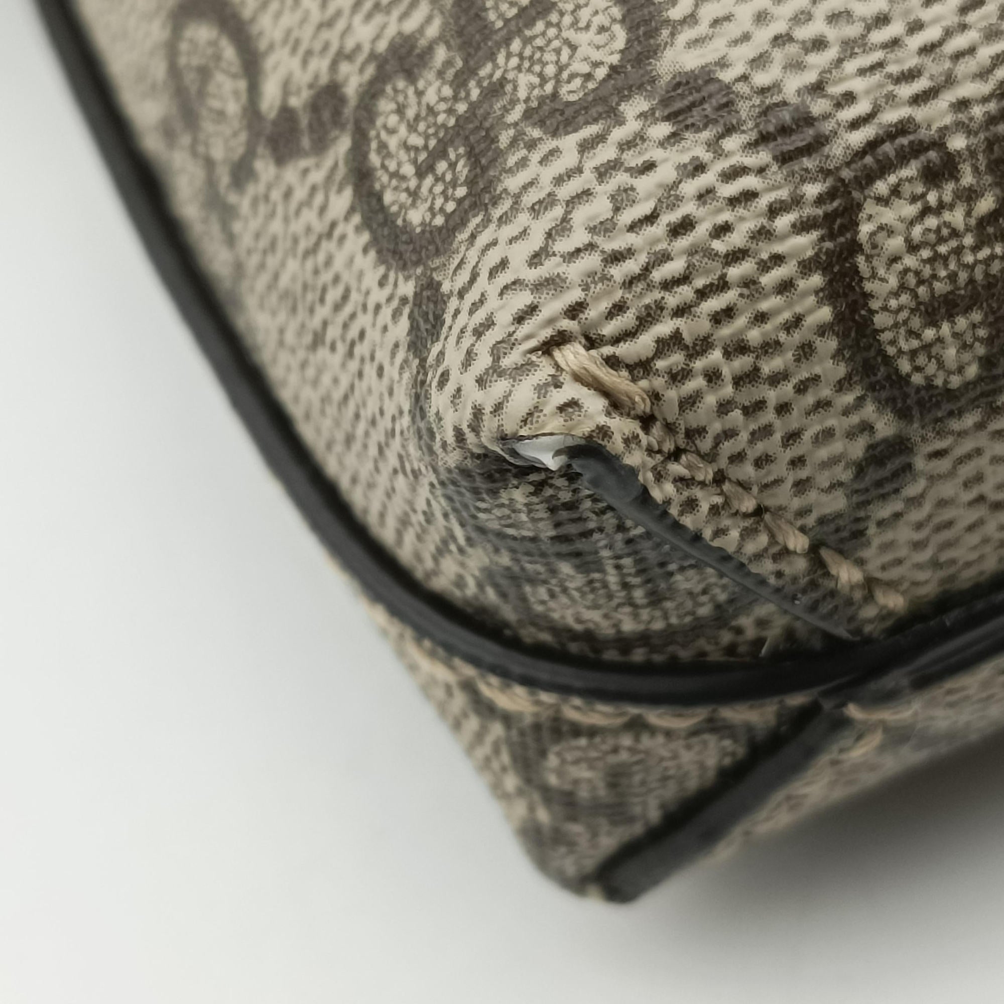 Pre-owned Gucci Interlocking G Messenger Beige × Brown PVC coated canvas× Leather 723306 shoulderbag | stylenewstar