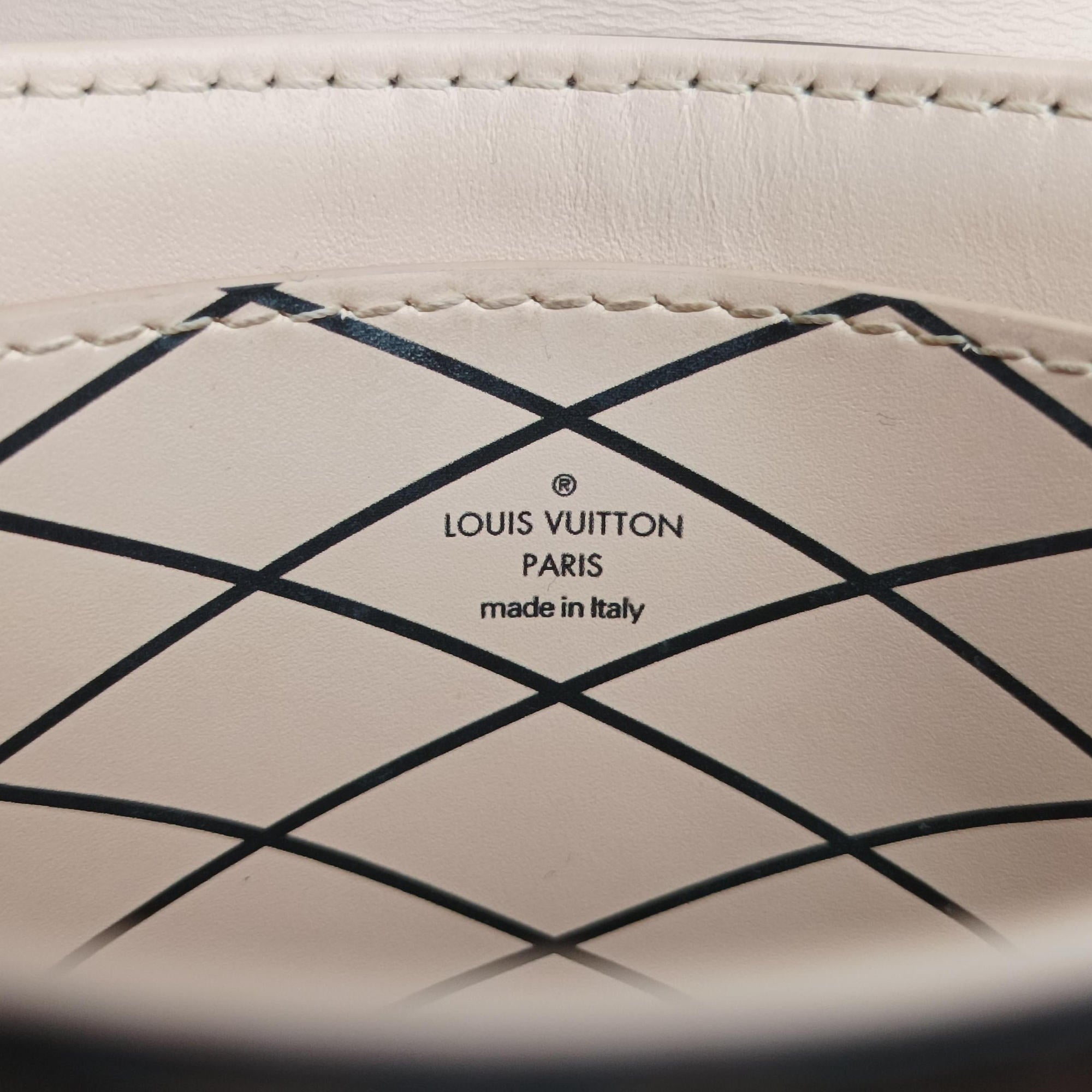 Pre-owned Louis Vuitton Vertical Trunk Pochette Brown×Black Monogram Canvas x leather M63913 shoulderbag | stylenewstar