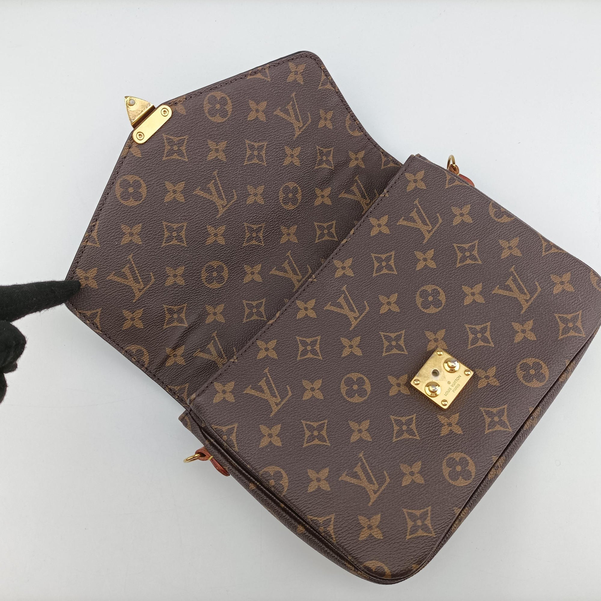 Pre-owned Louis Vuitton Pochette Metis MM Brown Monogram Canvas M44875 shoulderbag | stylenewstar