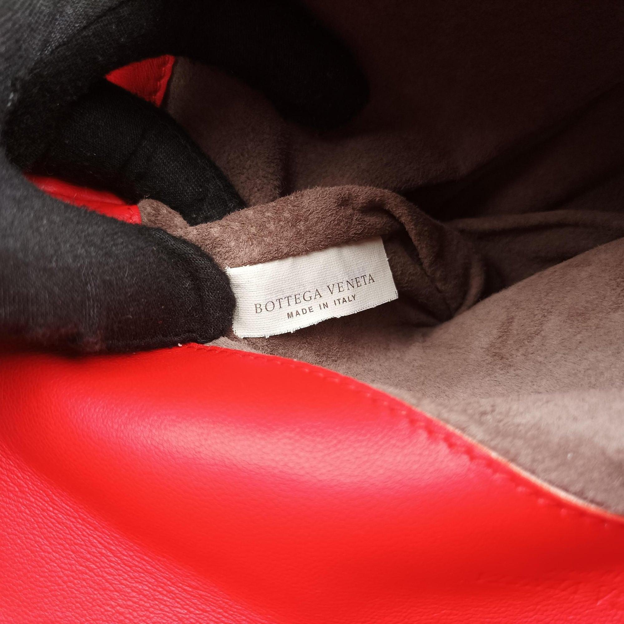 Pre-owned Bottega Veneta Intrecciato Rialto Red lambskin  shoulderbag | stylenewstar