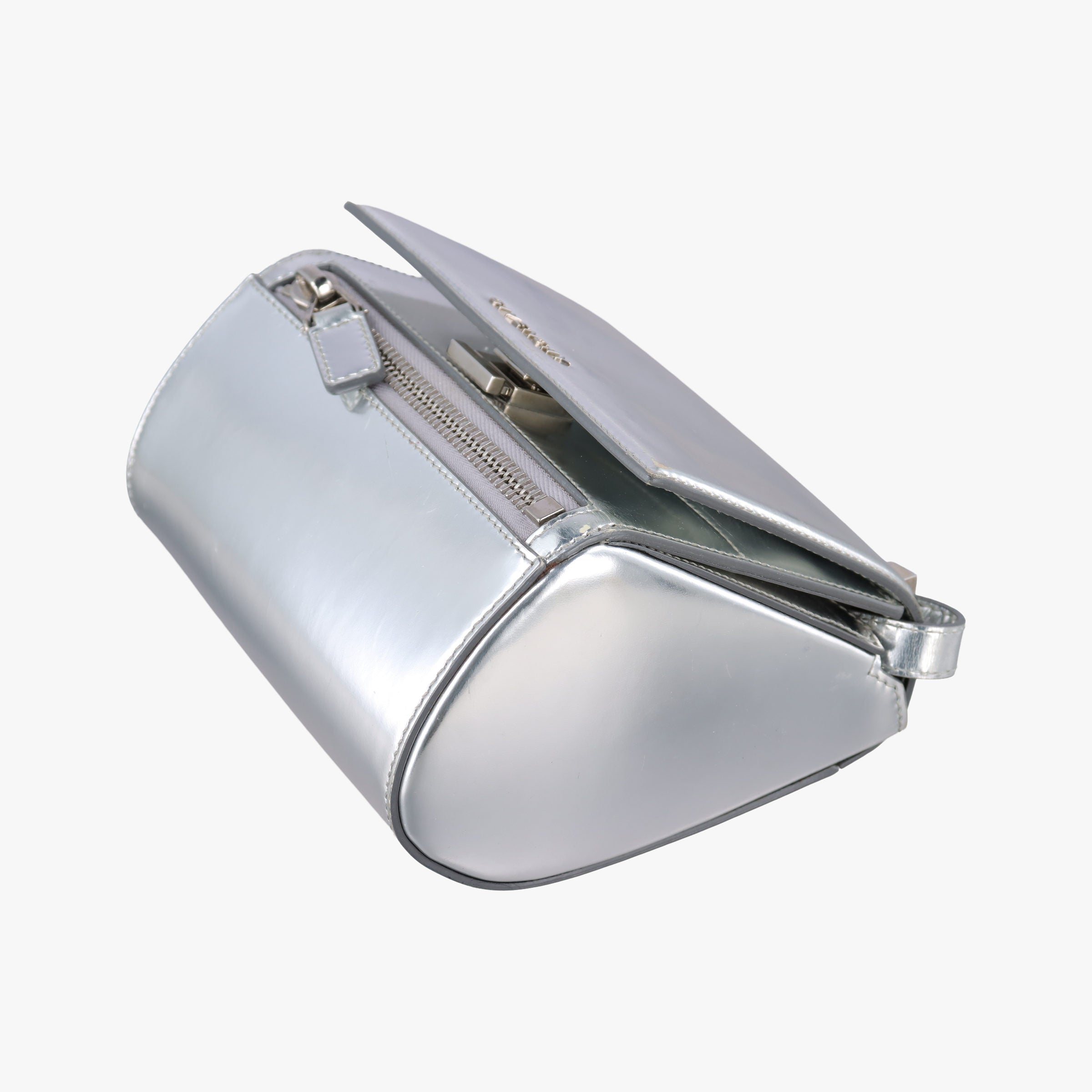 Pre-owned Givenchy Pandora Box Silver Patent Leather  shoulderbag | stylenewstar