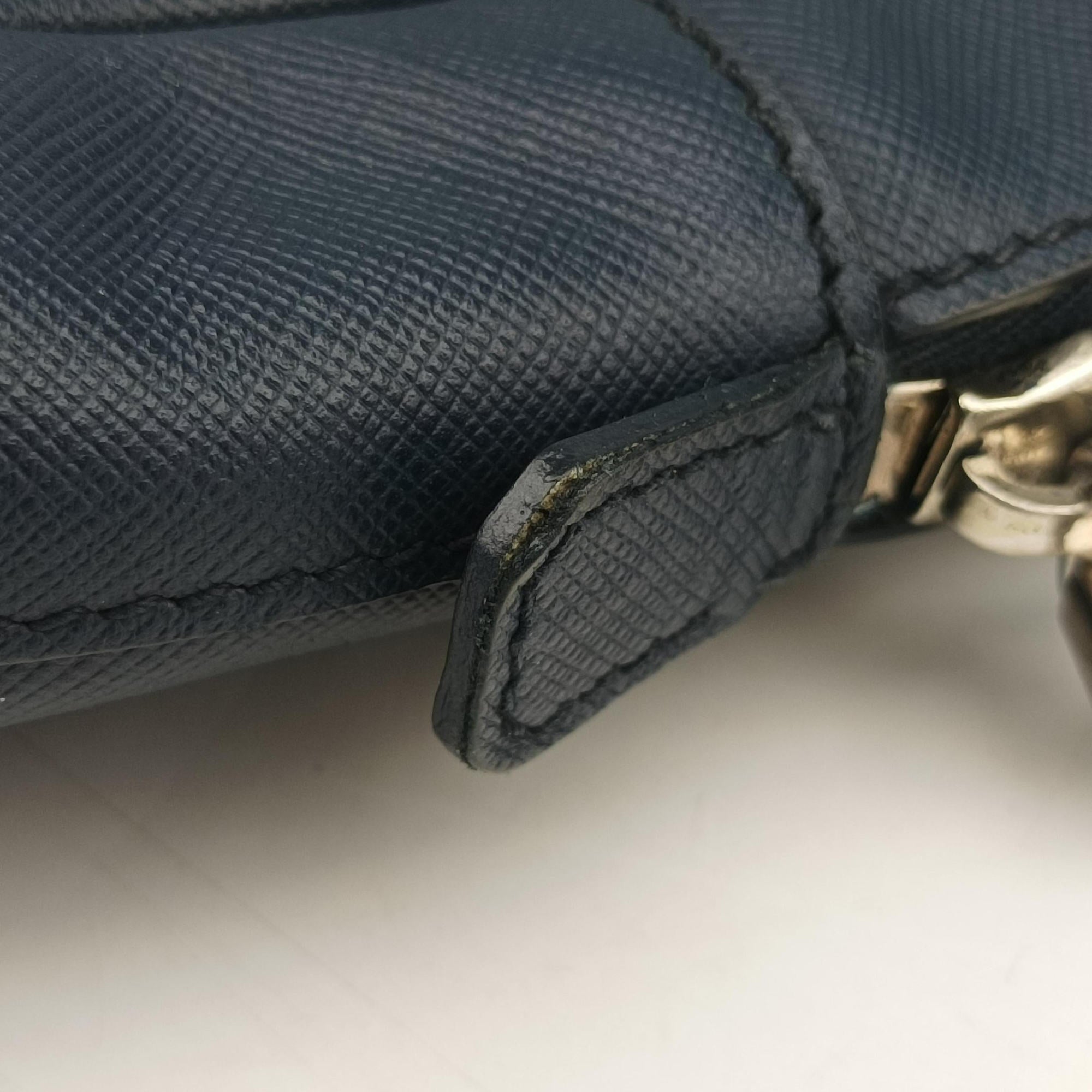 Pre-owned Prada business bag briefcase Navy SAFFIANO Leather 2VE363 handbag | stylenewstar