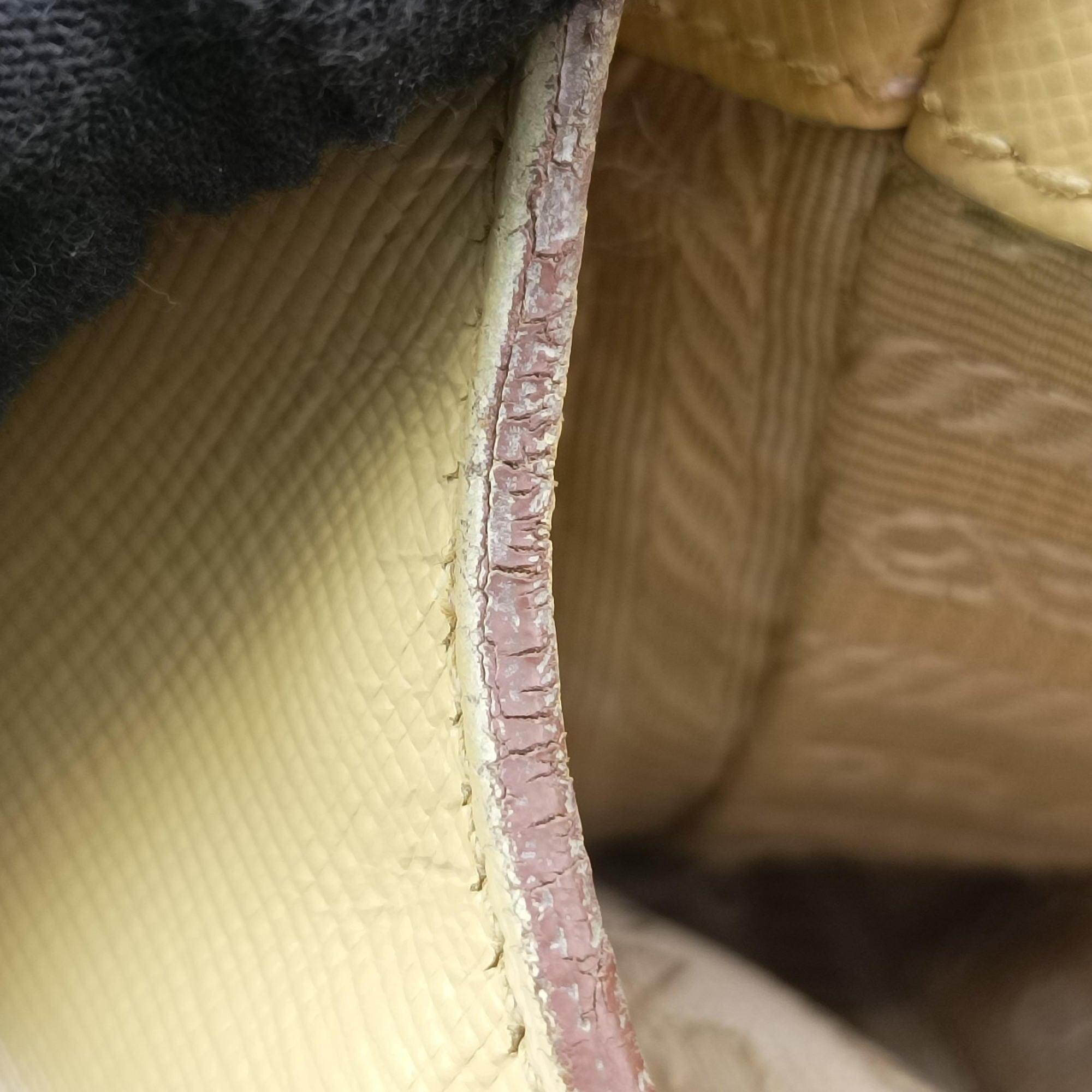 Secondhand Prada Tote bag YellowxWhite Saffiano leather  handbag | stylenewstar