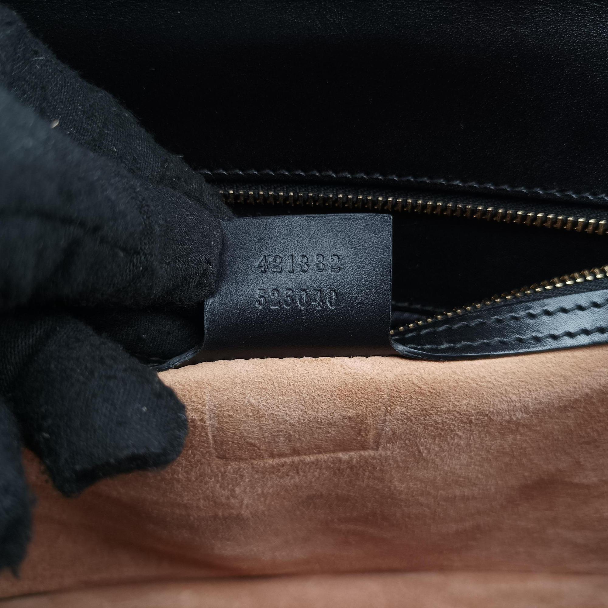 Pre-owned Gucci Sylvie Black×green×red Leather 421882 shoulderbag | stylenewstar