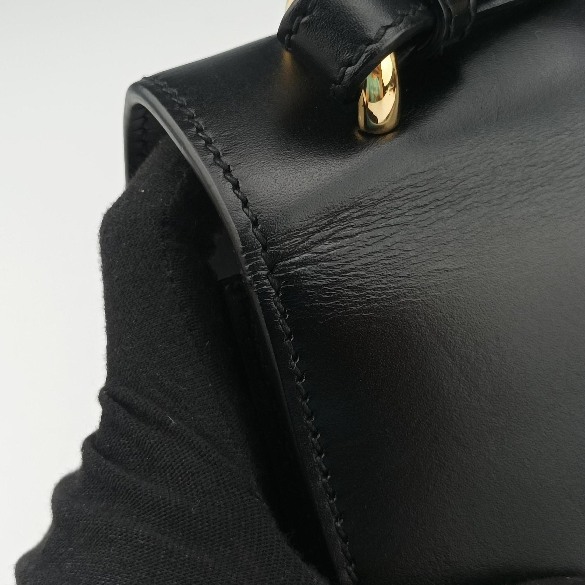 Pre-owned Gucci Sylvie Black×green×red Leather 421882 shoulderbag | stylenewstar