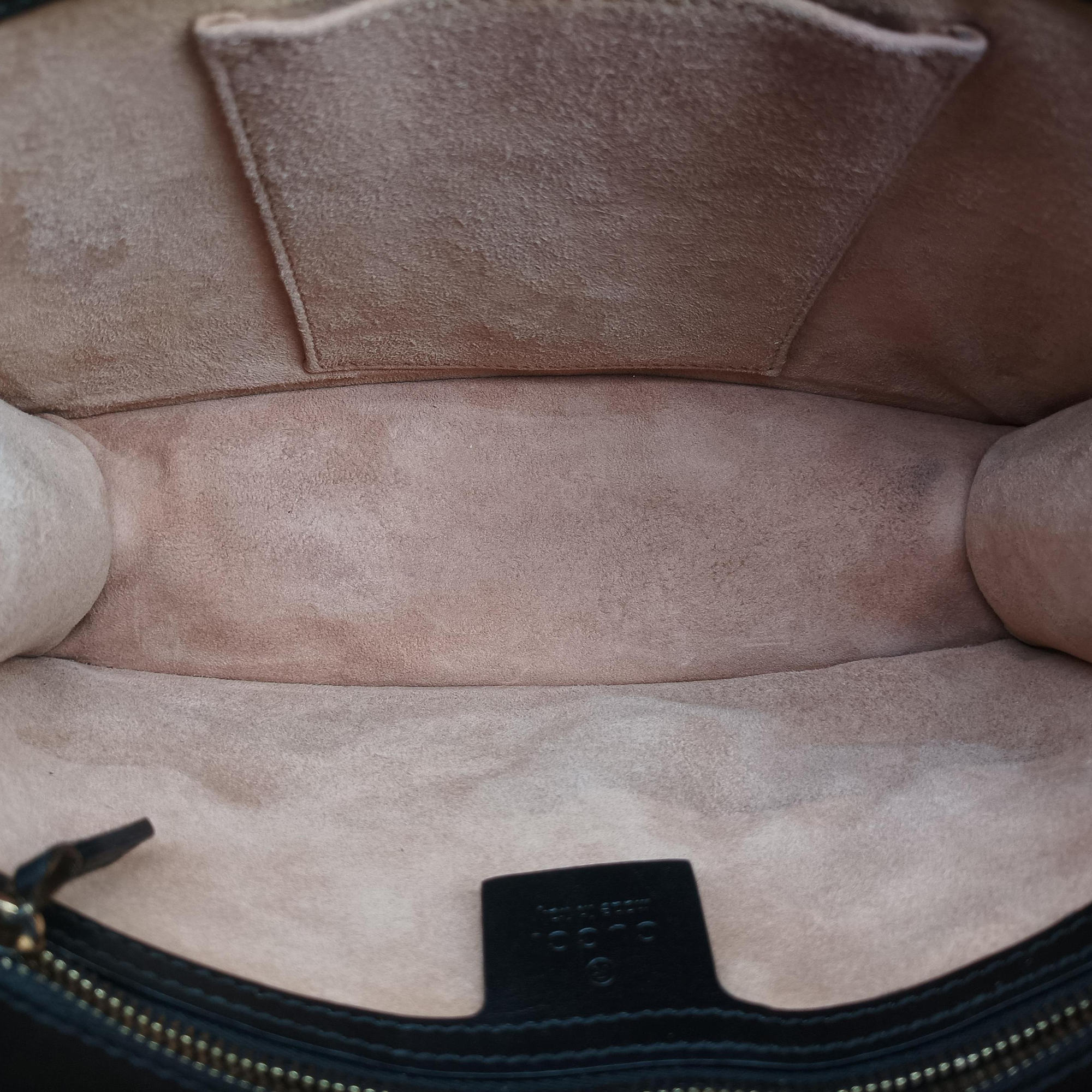 Pre-owned Gucci Sylvie Black×green×red Leather 421882 shoulderbag | stylenewstar