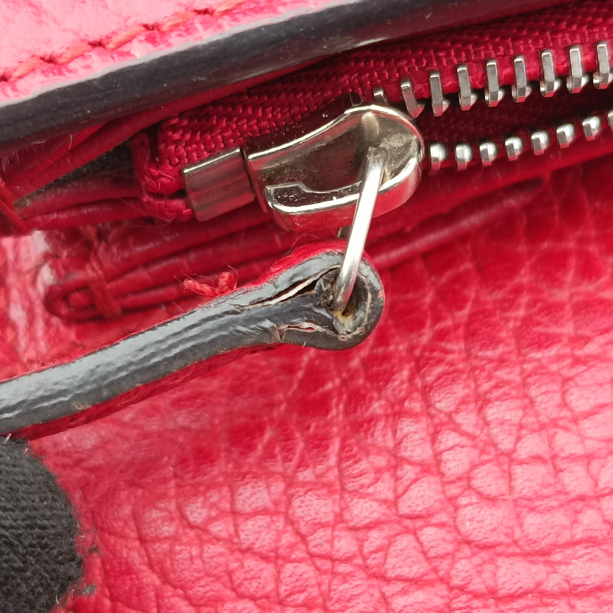 Secondhand Gucci Dionysus Red Leather 401231 shoulderbag | stylenewstar