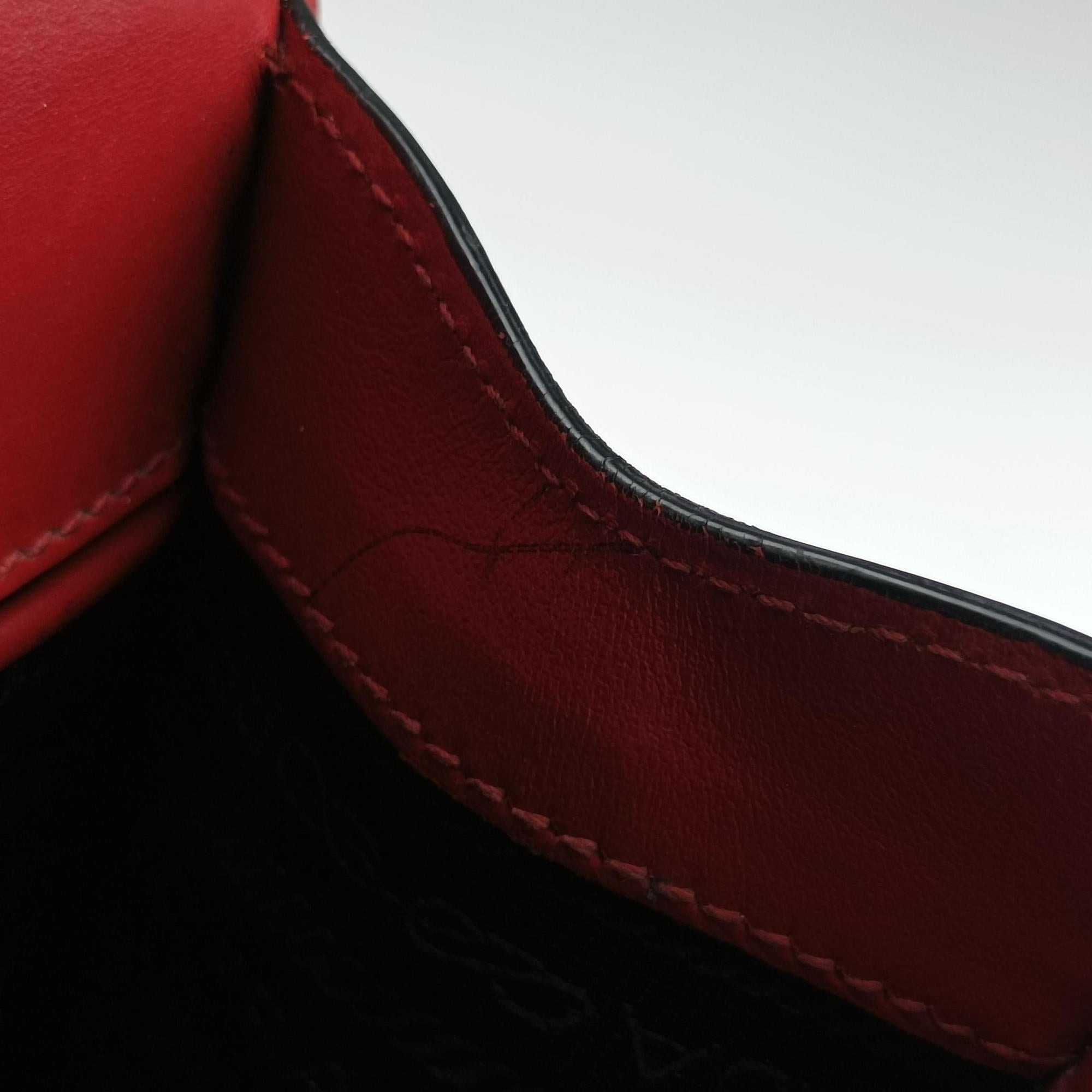 Vintage Prada Triangle Logo Red SAFFIANO Leather 1BD200 shoulderbag | stylenewstar
