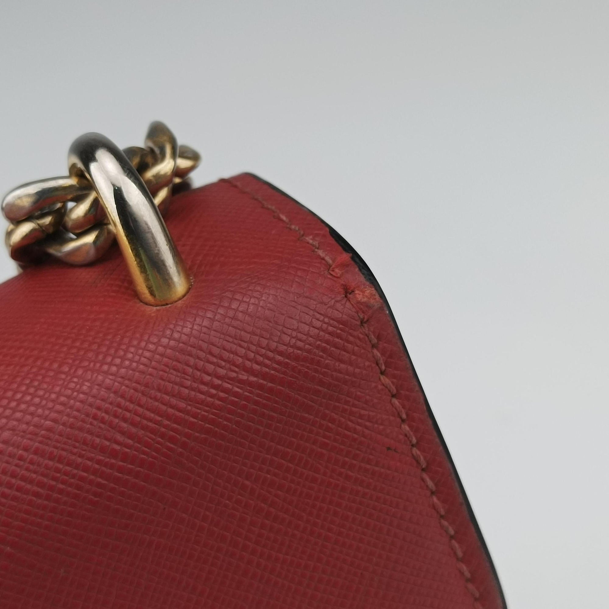 Vintage Prada Triangle Logo Red SAFFIANO Leather 1BD200 shoulderbag | stylenewstar