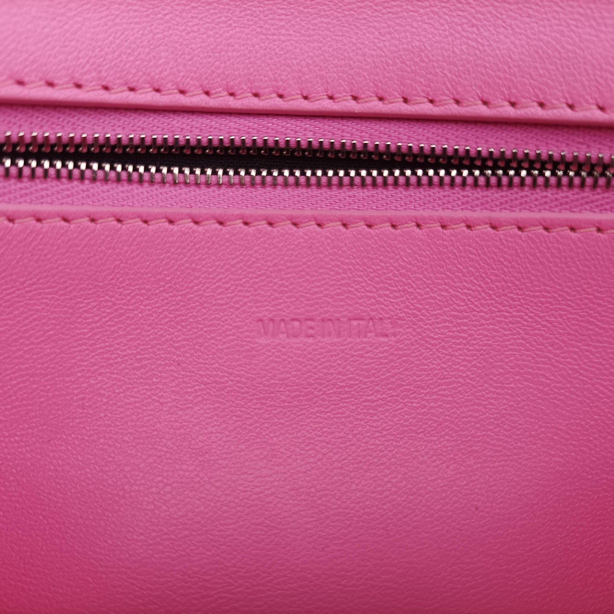 Pre-owned Balenciaga Hourglass Pink Faux fur 715153 210N2 shoulderbag | stylenewstar