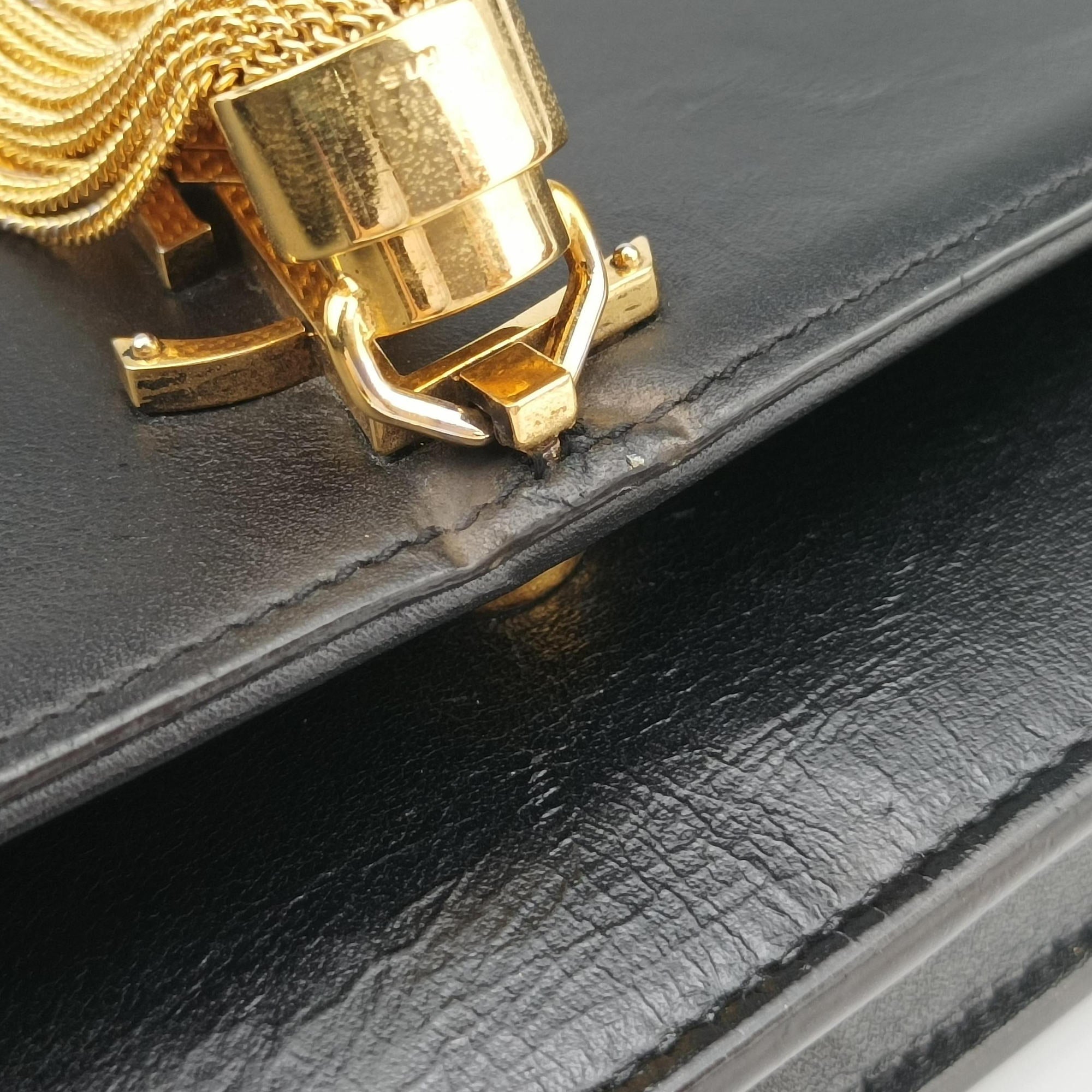 Pre-owned Yves Saint Laurent KATE Black Leather 452159 shoulderbag | stylenewstar