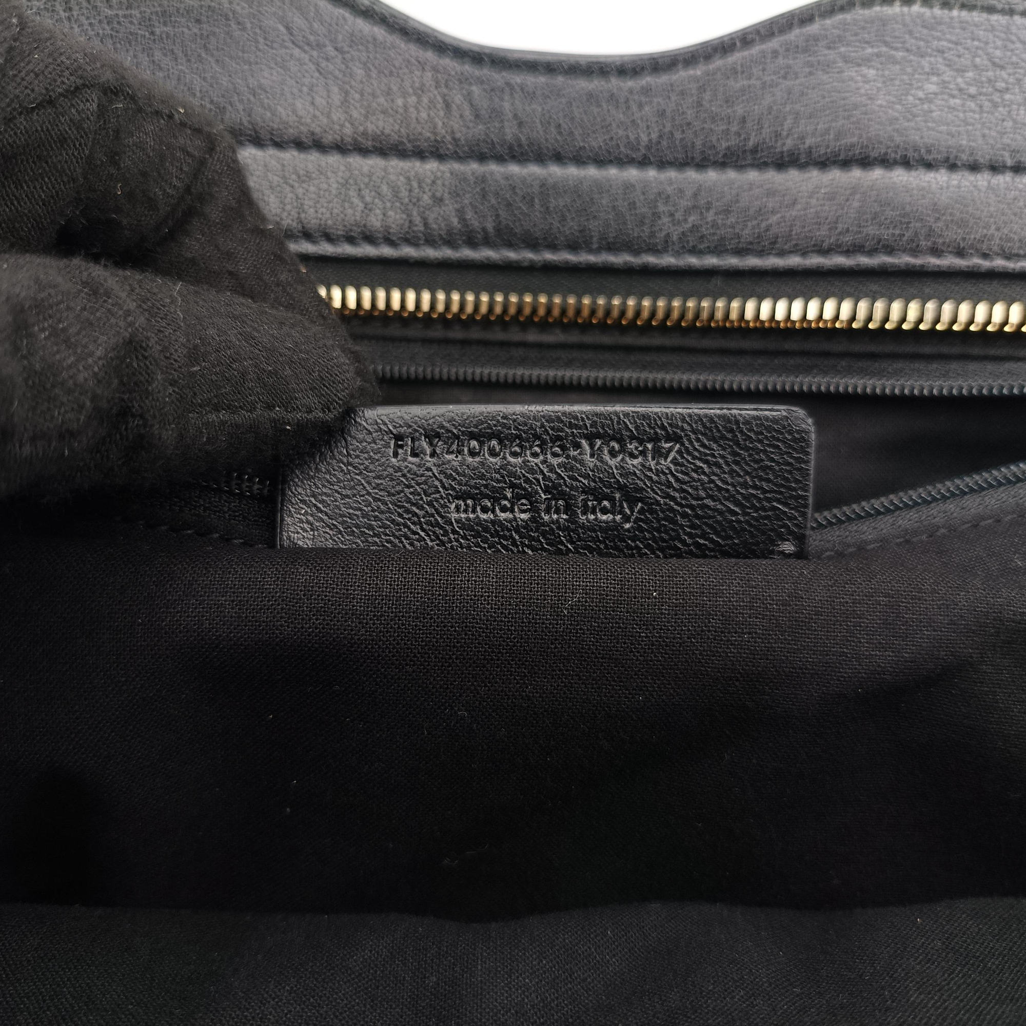 Pre-owned Yves Saint Laurent Cabas ChYc Black Leather 400666 shoulderbag | stylenewstar