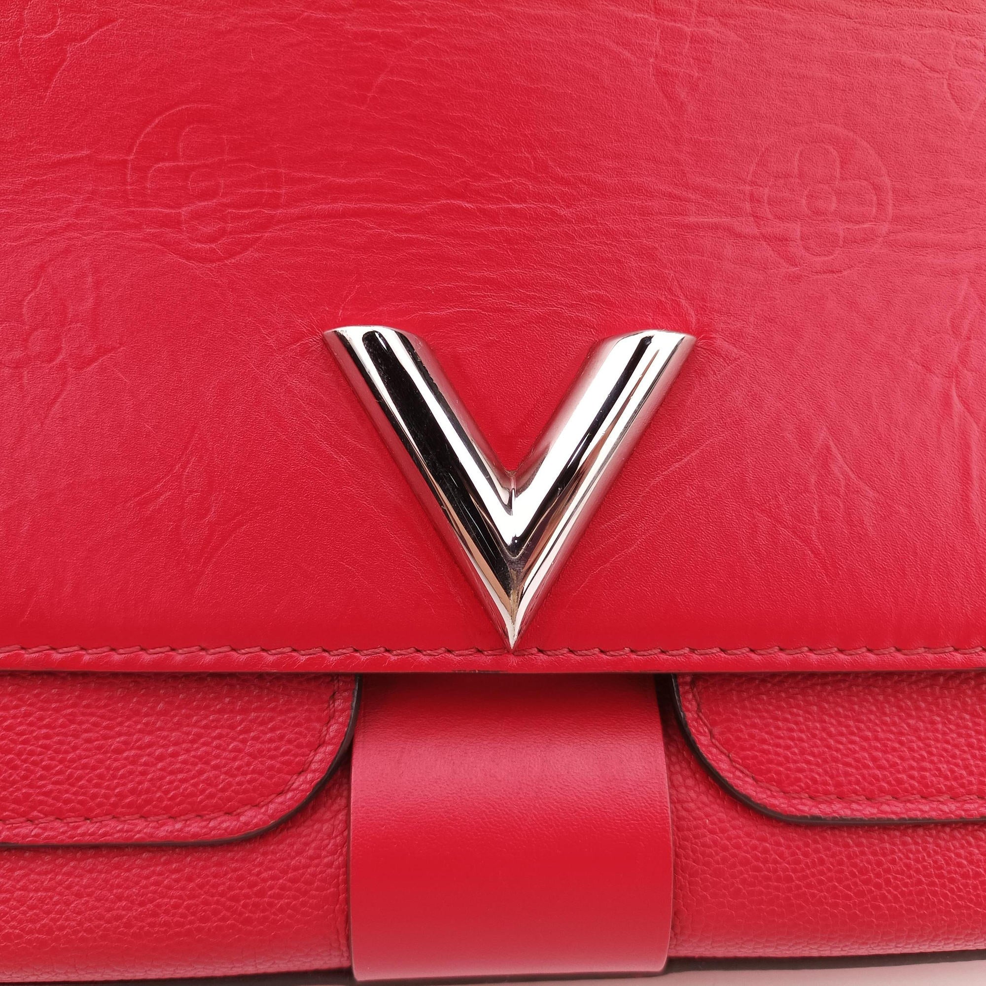 Pre-owned Louis Vuitton Very Chain Bag Ruby leather M44285 shoulderbag | stylenewstar