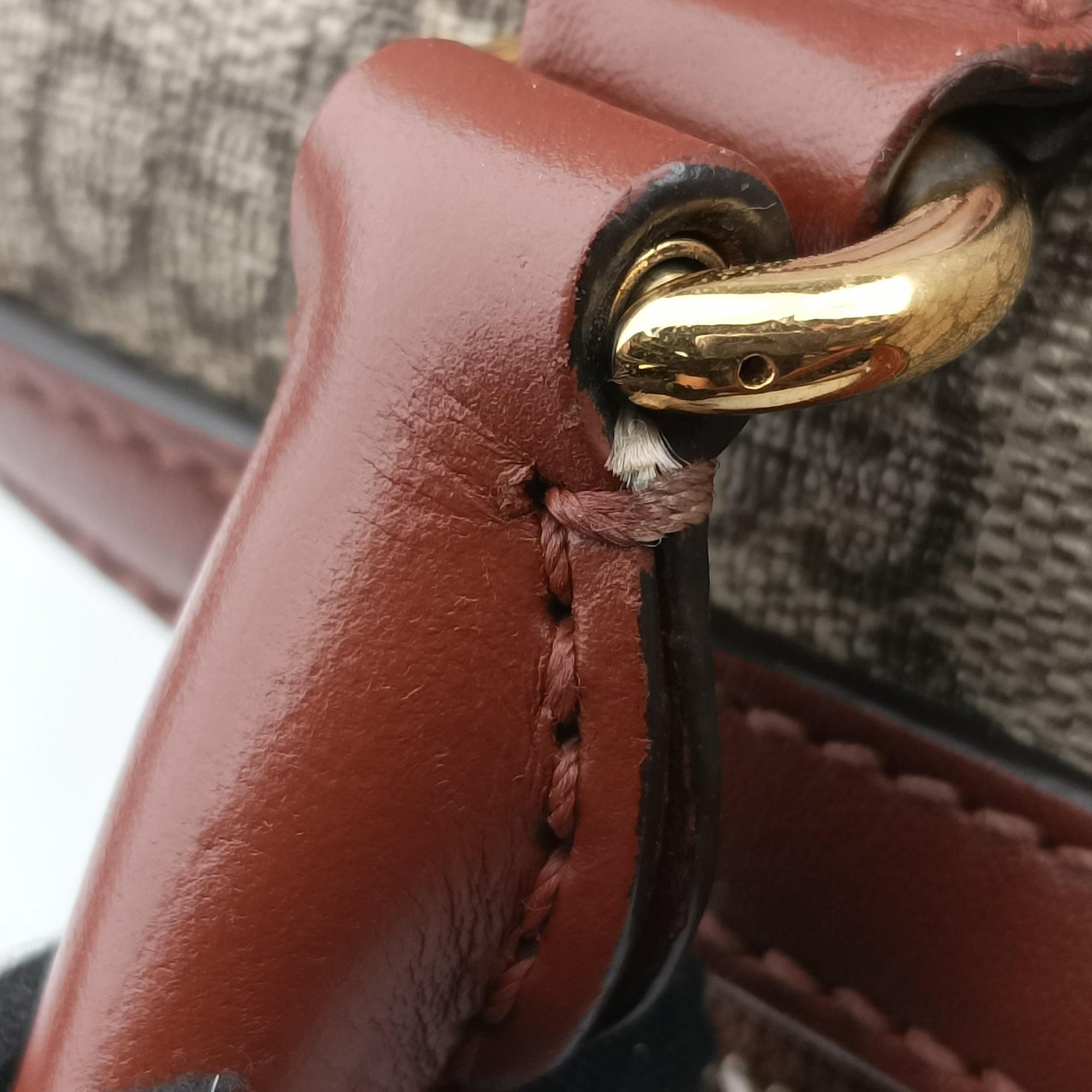 Secondhand Gucci GG SUPREME beige×brown PVC coated canvas×Leather 409529 shoulderbag | stylenewstar