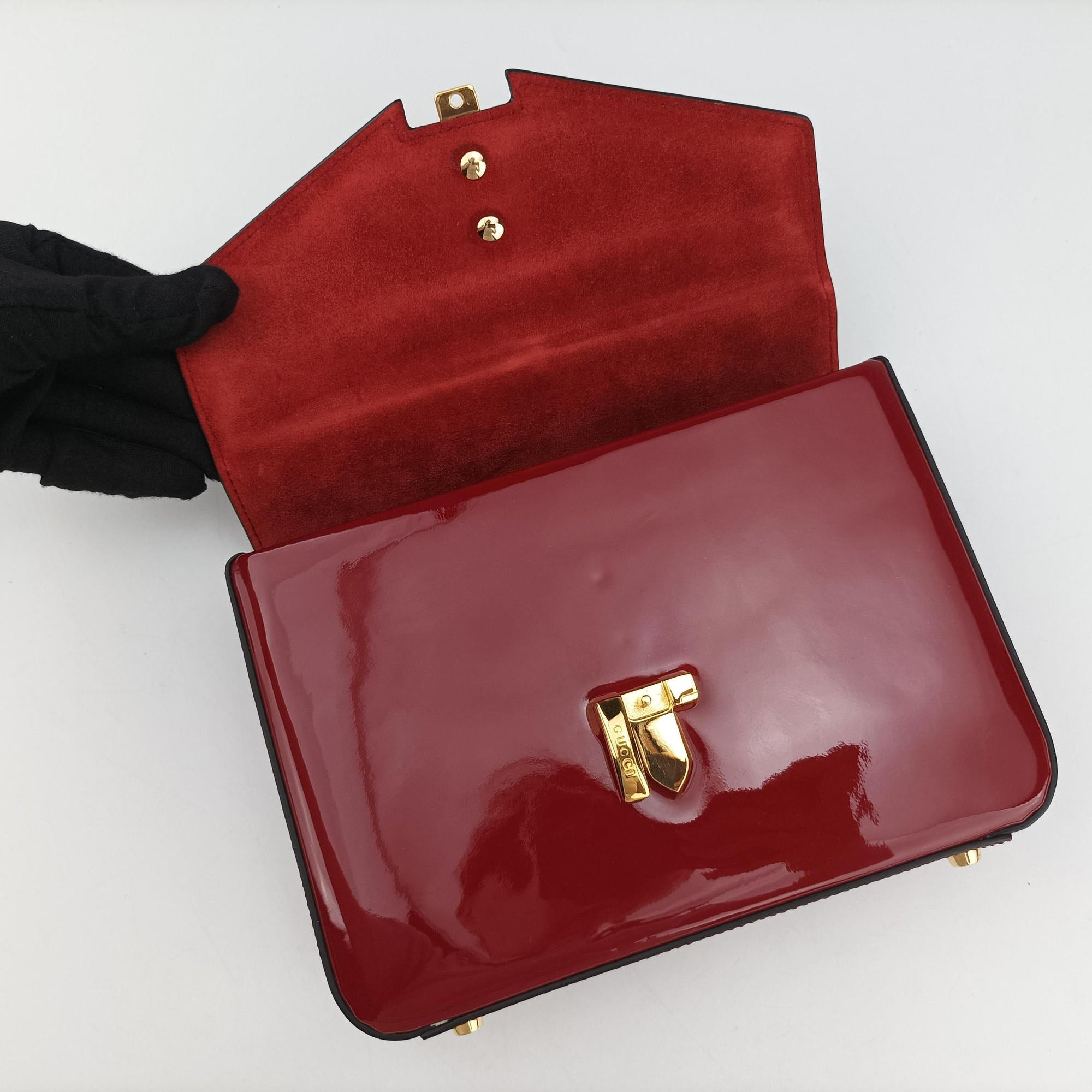 Pre-owned Gucci Sylvie 1969 Red Patent Leather 589479 shoulderbag | stylenewstar