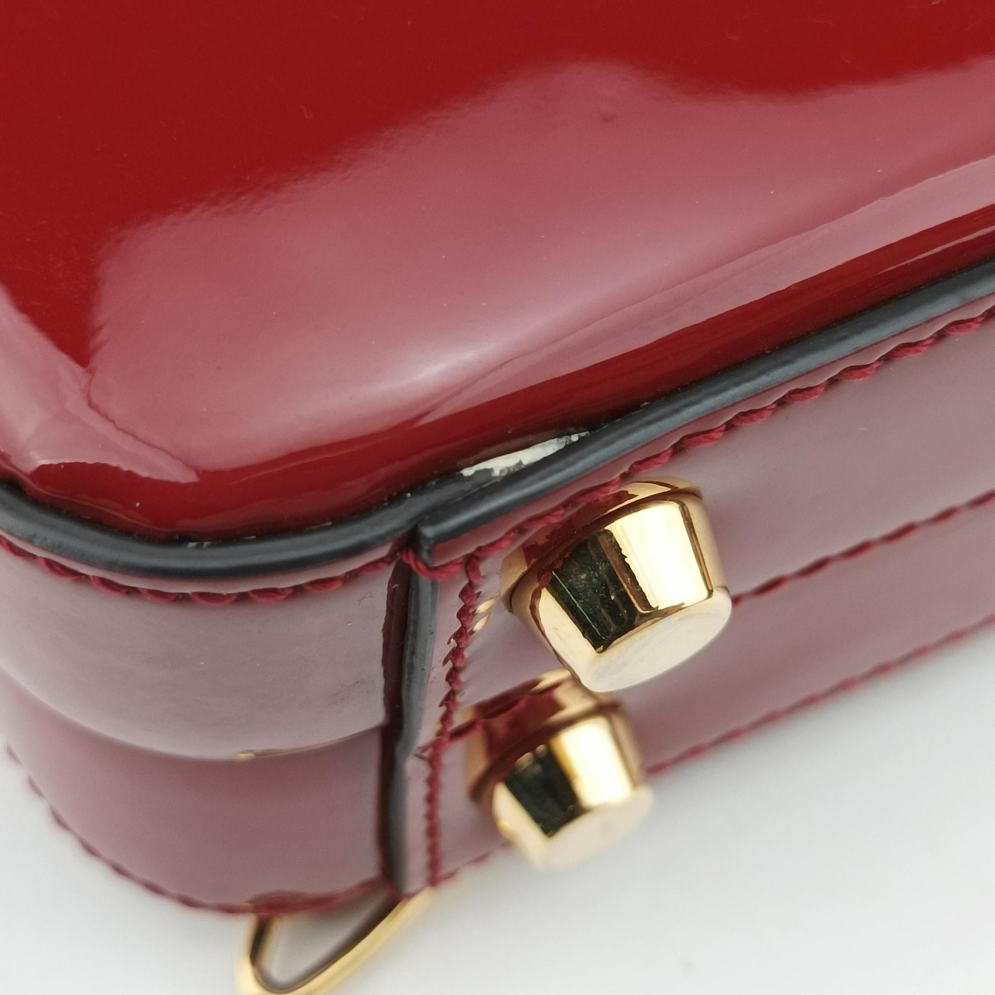 Pre-owned Gucci Sylvie 1969 Red Patent Leather 589479 shoulderbag | stylenewstar