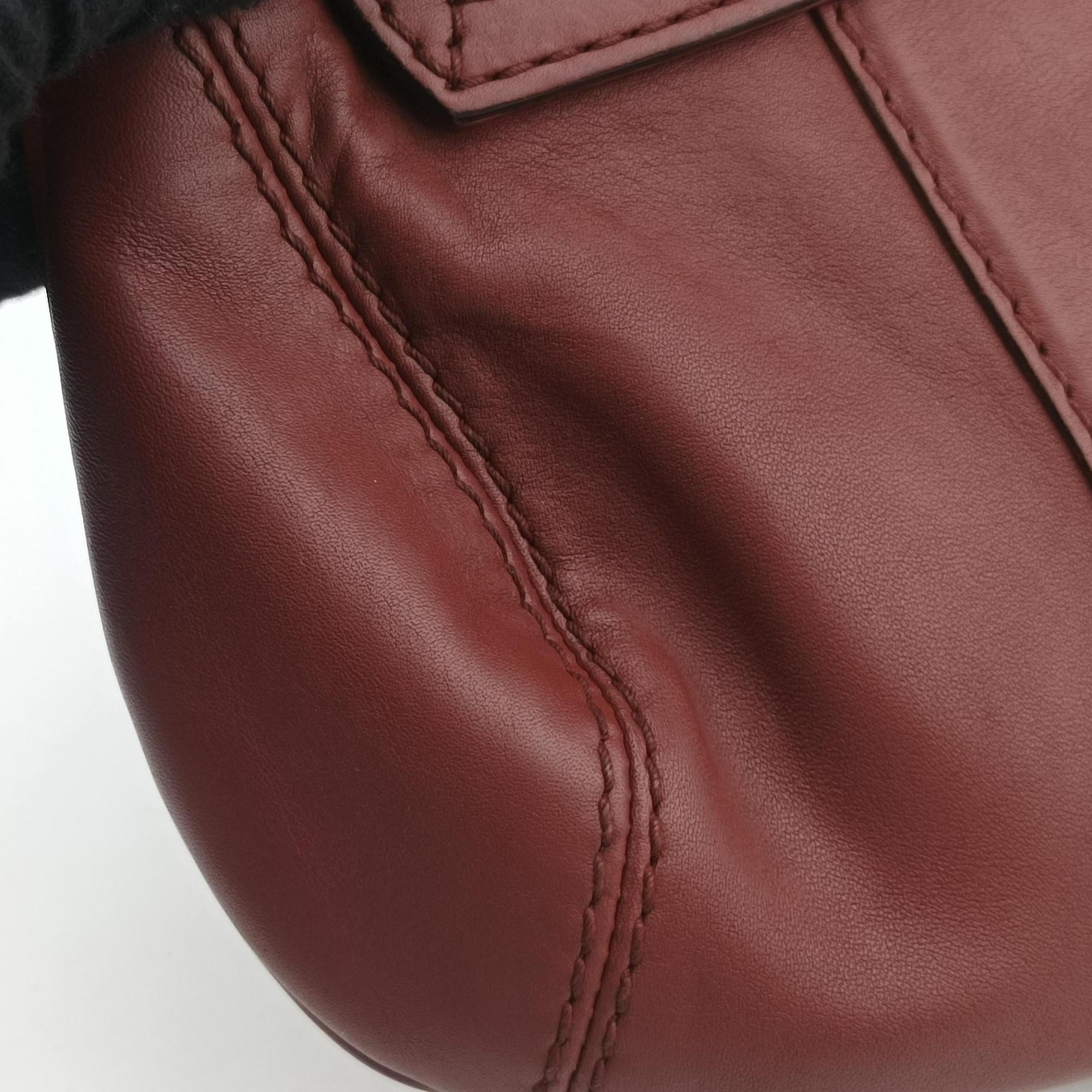 Vintage Gucci Smilla Burgundy Leather 269927 shoulderbag | stylenewstar