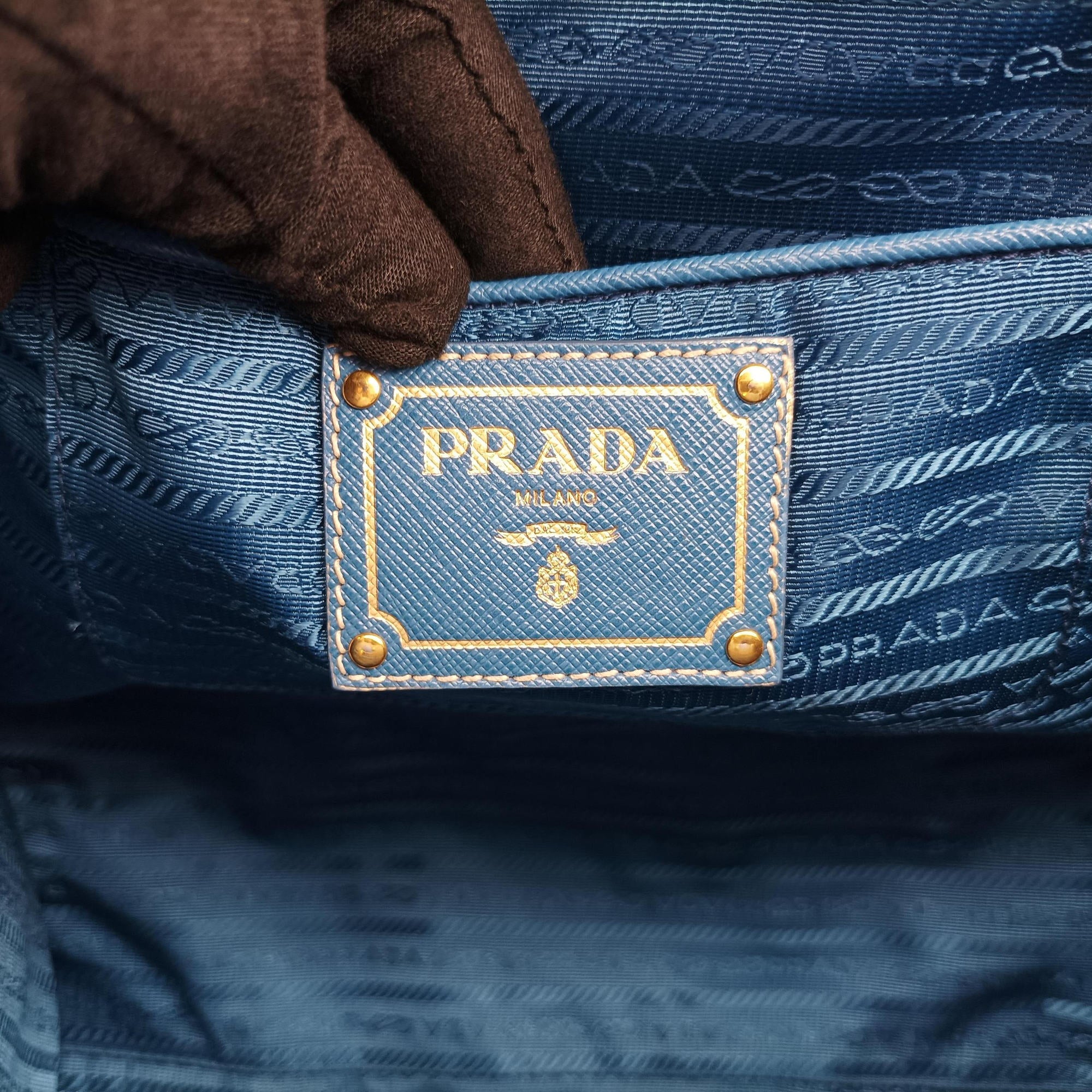 Vintage Prada Paradigme Lucido Tote Top Handle Blue SAFFIANO Leather BN2254 handbag | stylenewstar