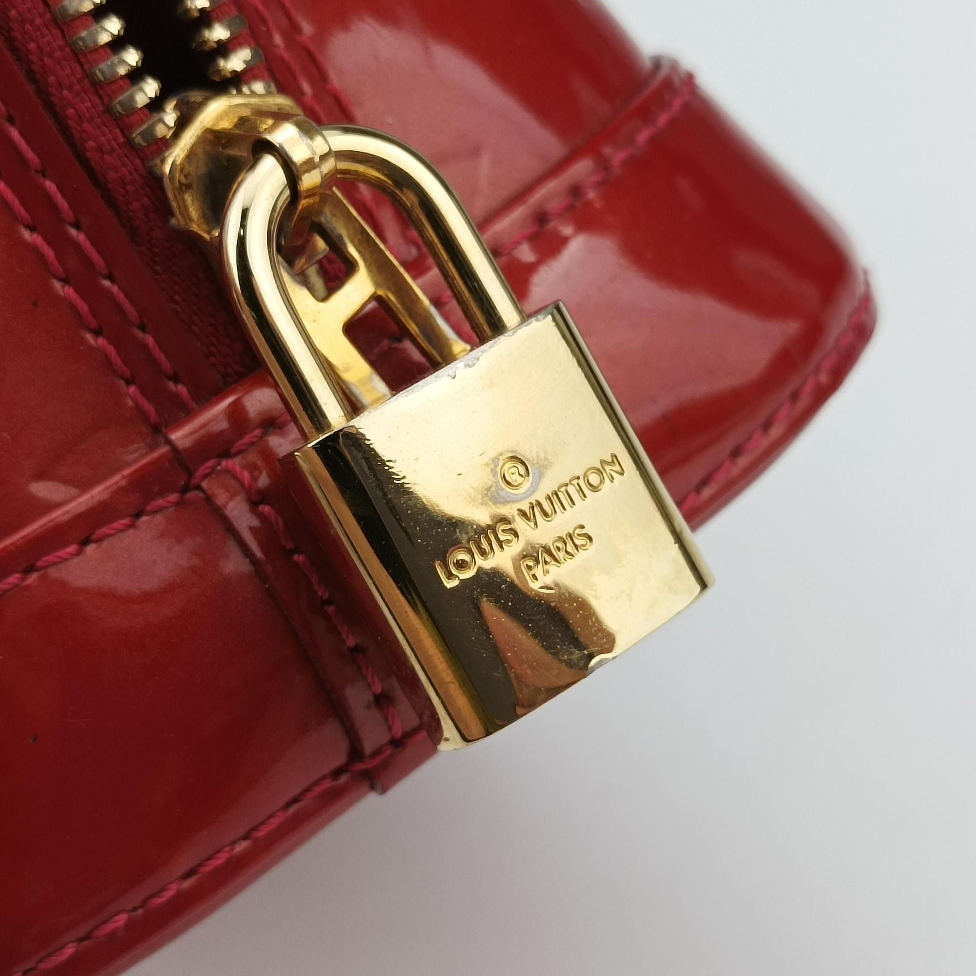 Pre-owned Louis Vuitton Alma BB CERISE Vernis M90174 shoulderbag | stylenewstar