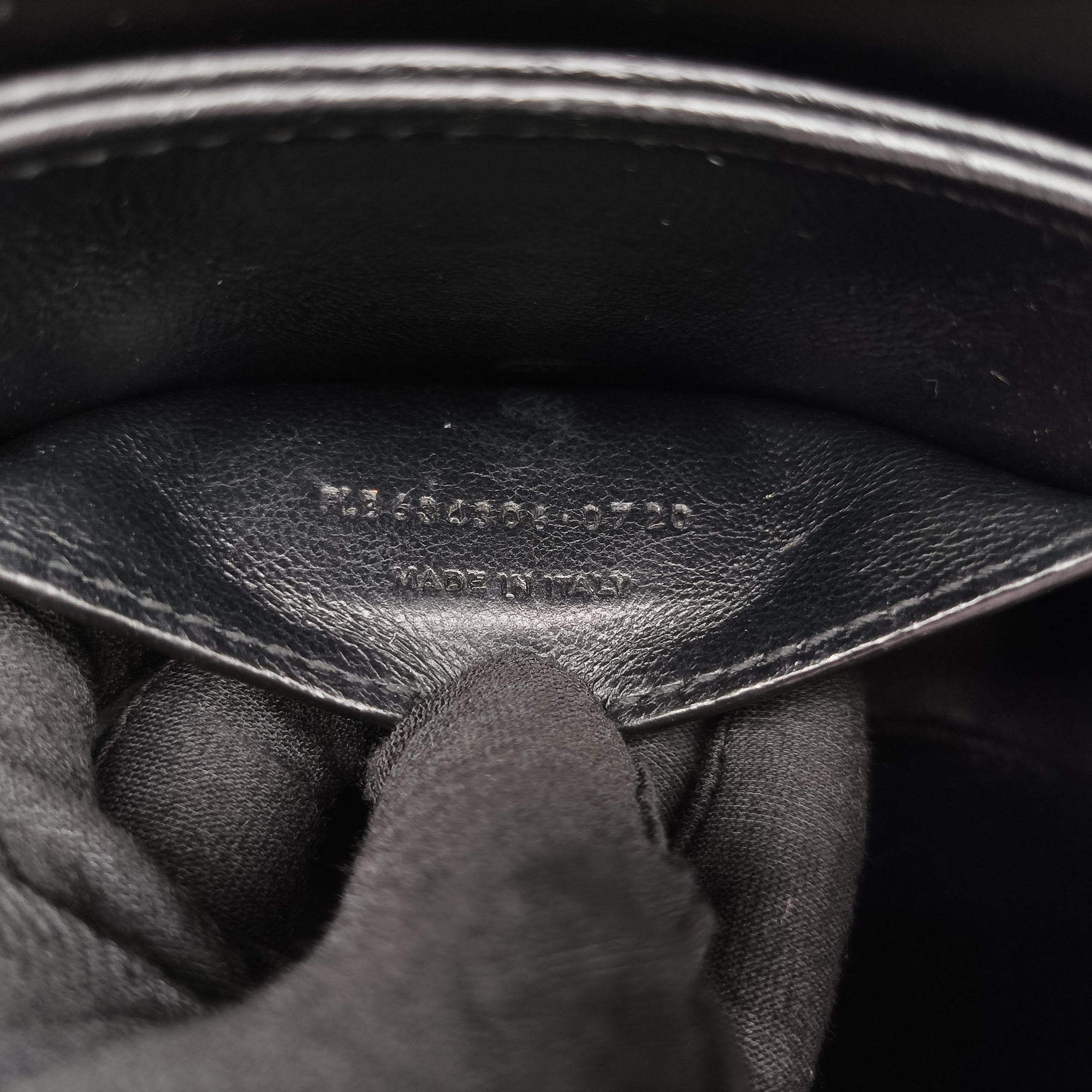 Vintage Yves Saint Laurent Solferino Black Leather 634306 shoulderbag | stylenewstar