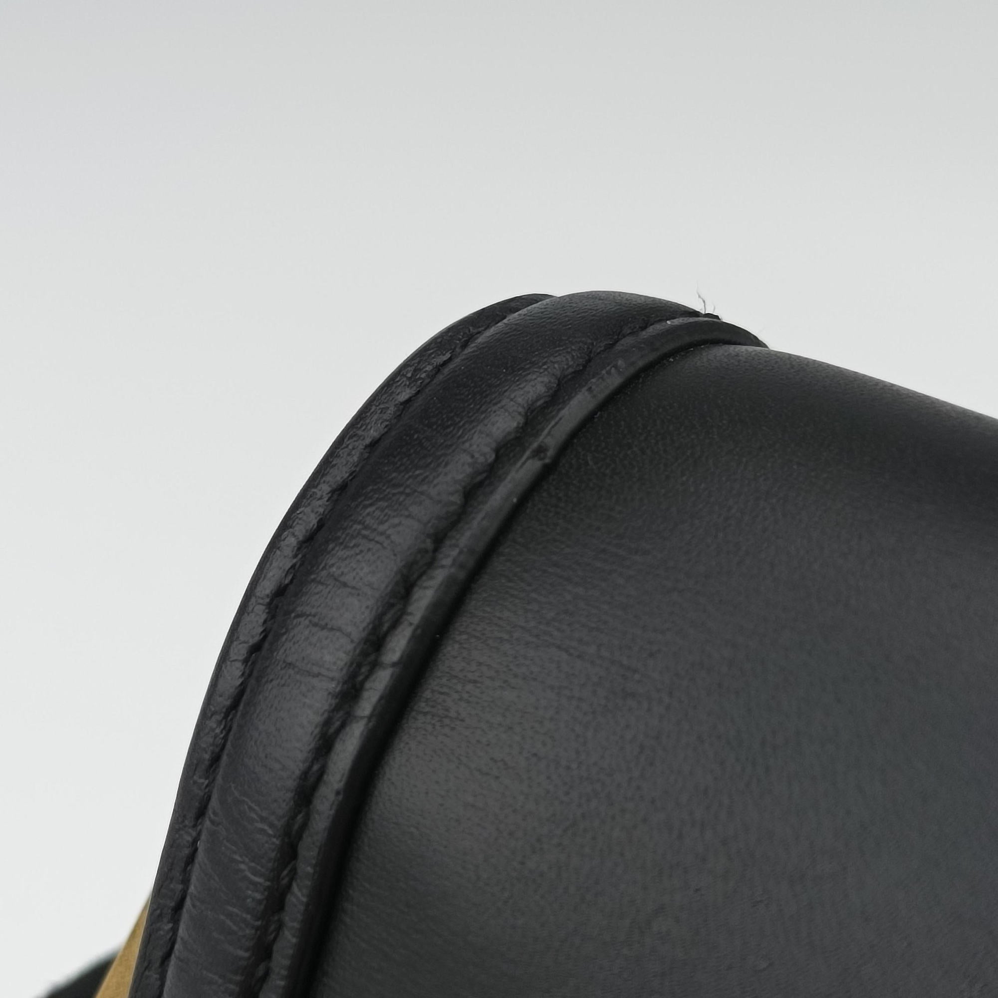 Vintage Yves Saint Laurent Solferino Black Leather 634306 shoulderbag | stylenewstar