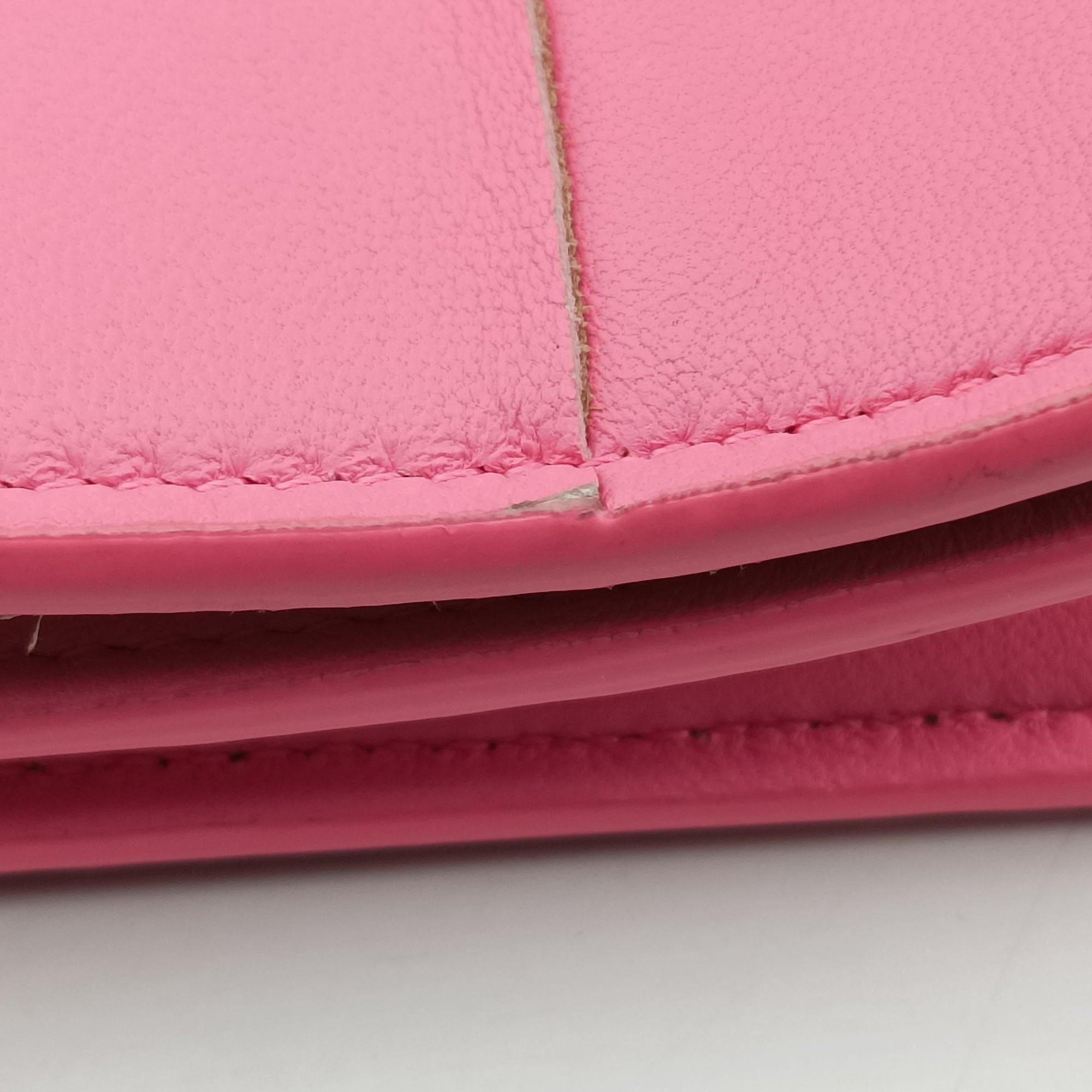 Pre-owned Bottega Veneta Cassette Pink lambskin  shoulderbag | stylenewstar