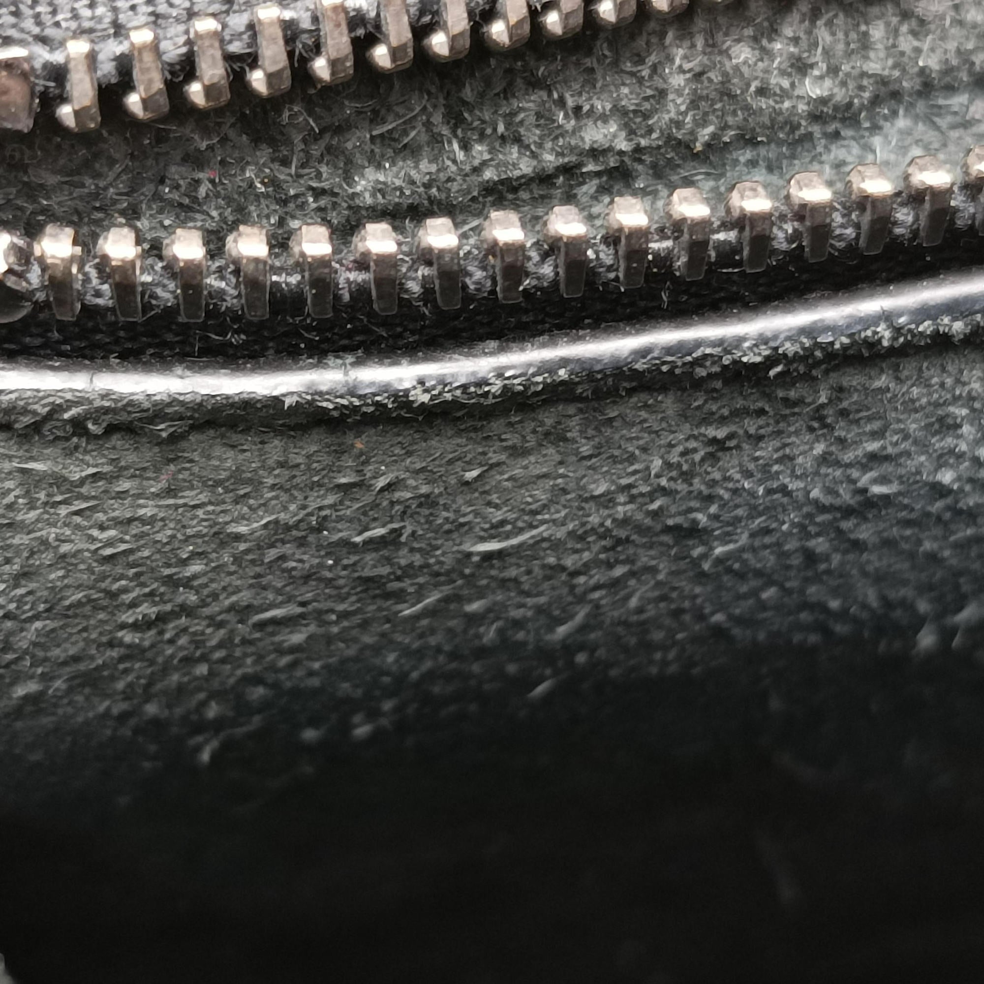 Secondhand Valentino Rockstud Glam Lock Black Leather  shoulderbag | stylenewstar
