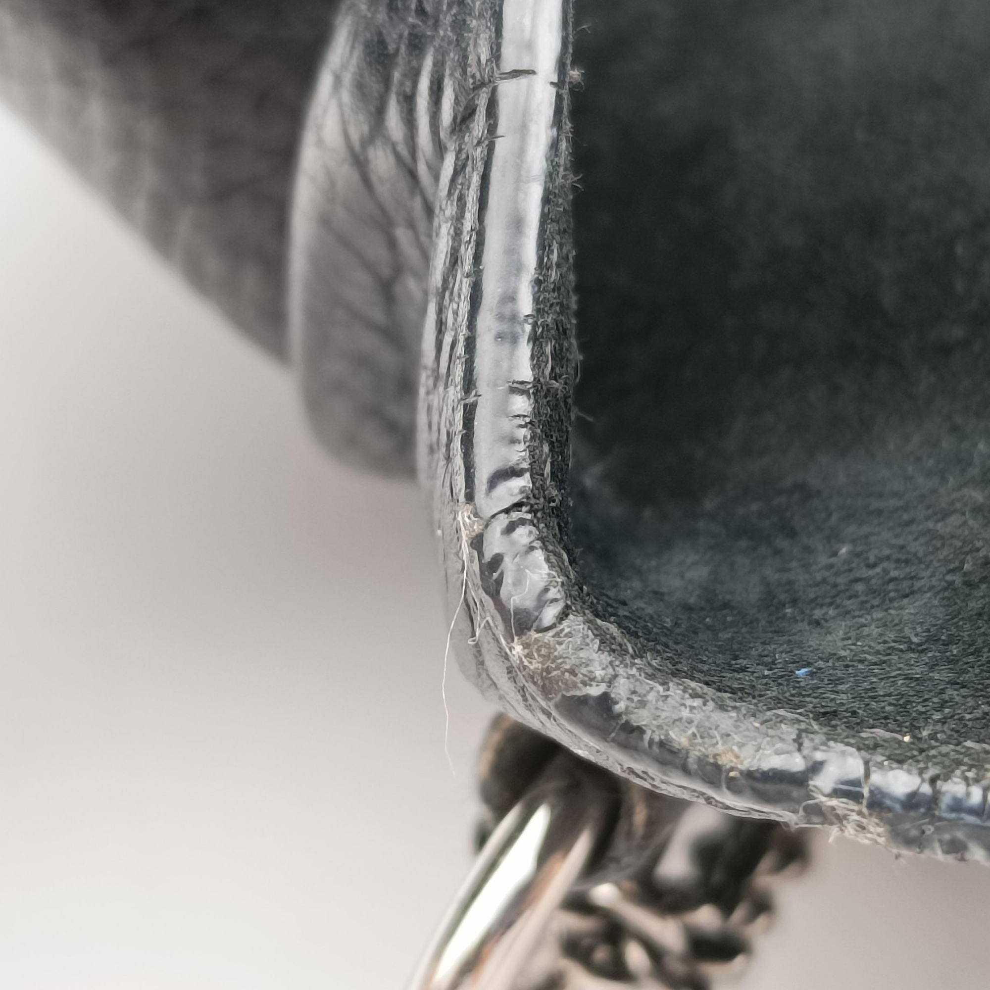 Secondhand Valentino Rockstud Glam Lock Black Leather  shoulderbag | stylenewstar