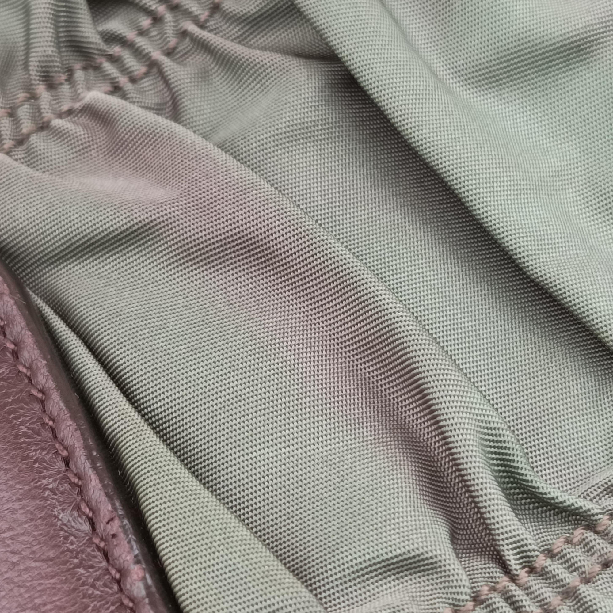 Vintage Prada Gaufre Green nylon BN1935 shoulderbag | stylenewstar
